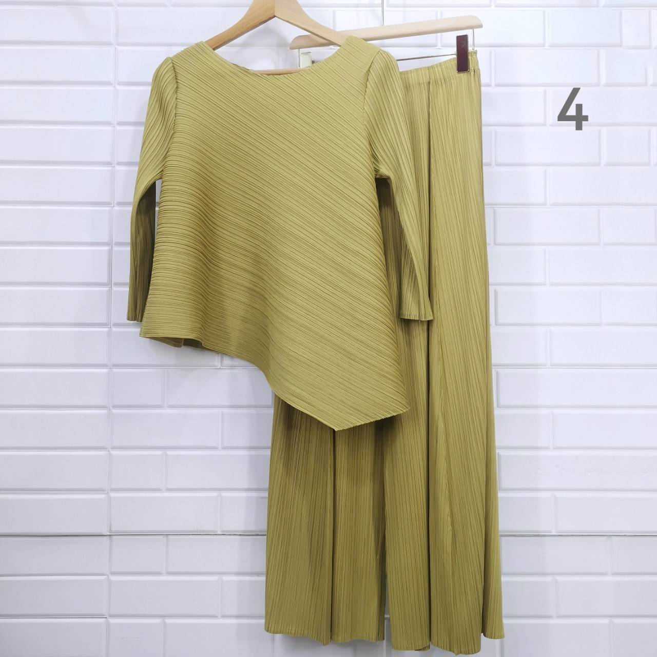 กก ยาว 37.5นิ้ว 2MUAY รุ่น GJO7161 / GJO6972 ASYMMETRIC PLEATED SET ชุดอัดพลีท เซ็ตพลีทคุณภาพ 5สี FREE SIZE