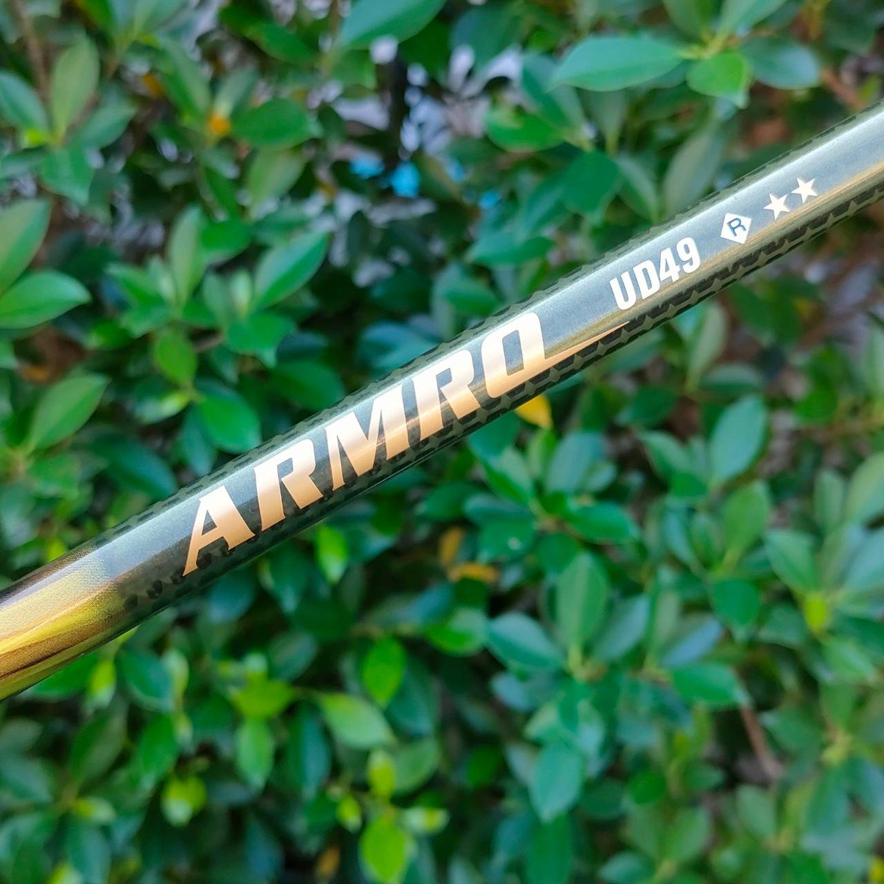 ชุดเหล็ก HONMA BERES FORGED-F MG700 มีเหล็ก 5 - 11 มีมากชิ้นกว่าชุดอื่น ระยะตีไกลกว่าเหล็กปกติถึง 1 เบอร์ เช่น เหล็ก 5 ตีระยะเท่าเหล็ก 4 สุดยอดวัสดุพรีเมี่ยมแบบสุดๆ และ ก้าน ARMRQ UD49 ก้าน 2 ดาว ** FLEX R