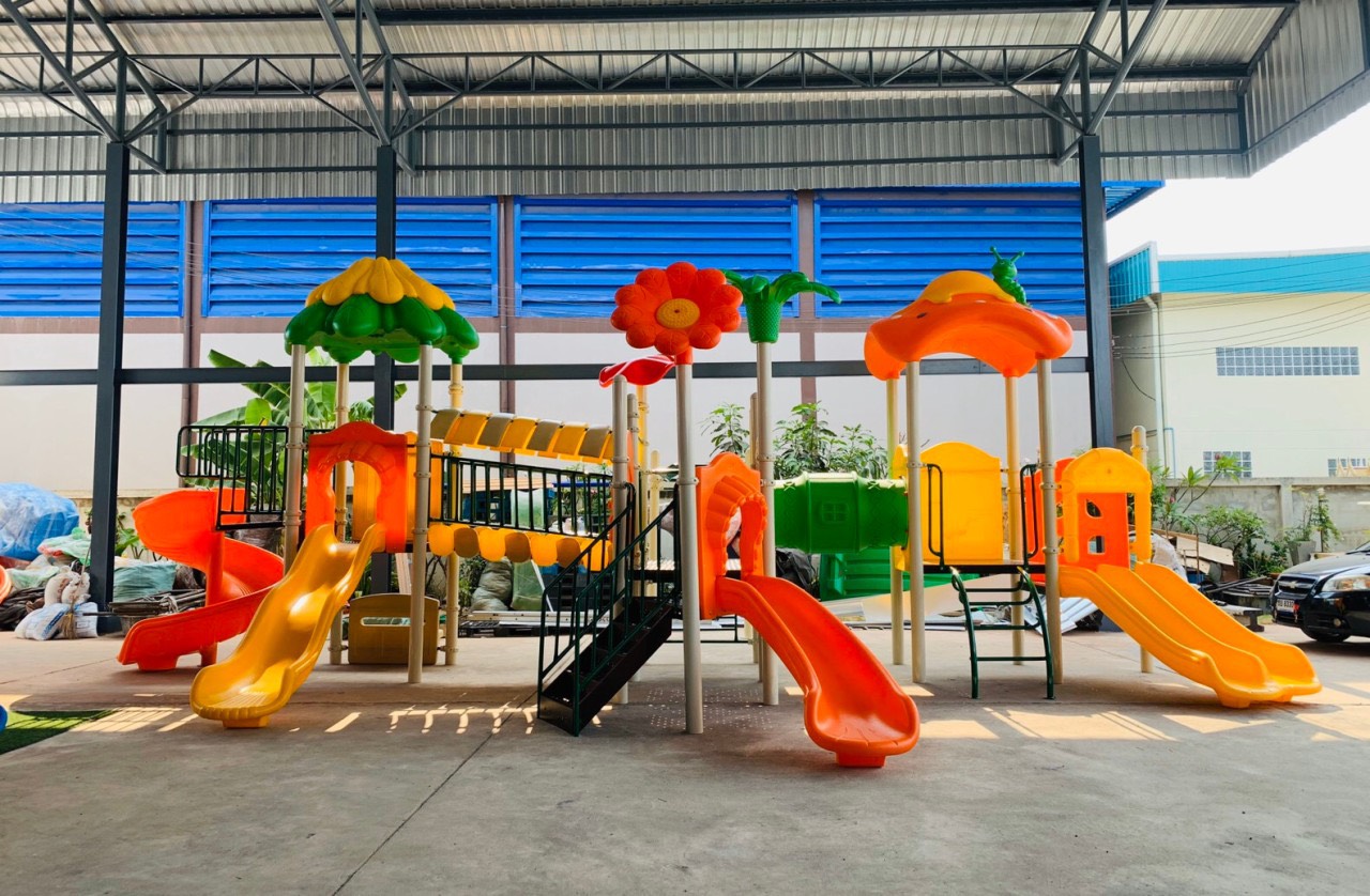 เครื่องเล่นสนามกลางแจ้ง,ชุดสวนสนุกมหัศจรรย์ดอกไม้เพื่อนรัก, ครุภัณฑ์สนามเด็กเล่น, สพฐ,โครงการโรงเรียนประชารัฐ ศูนย์พัฒนาเด็กเล็ก playground,สไลเดอร์,ของเล่นเสริมพัฒนาการ,เครื่องเล่นสนาม, สนามเด็กเล่น