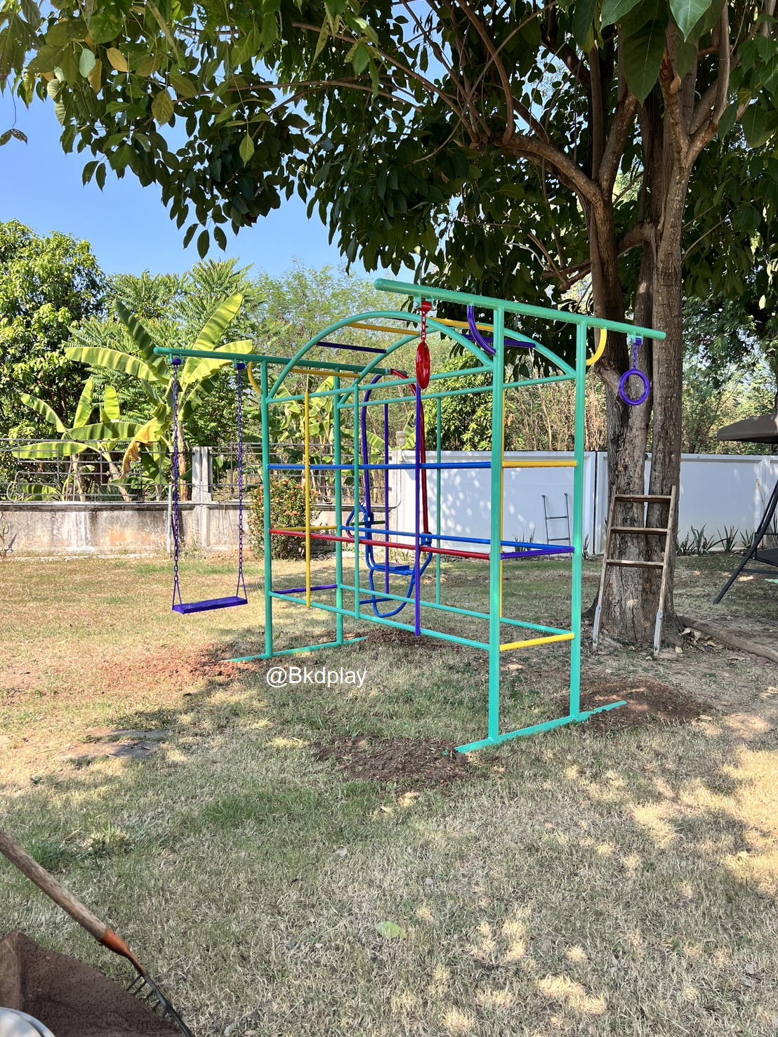 เครื่องเล่นสนามกลางแจ้ง เครื่องเล่นสนามเหล็ก ชุดชิงช้าปีนป่ายม้าโยก OutdoorPlayground, ราคาโรงงาน สั่งผลิต 10-20 วัน