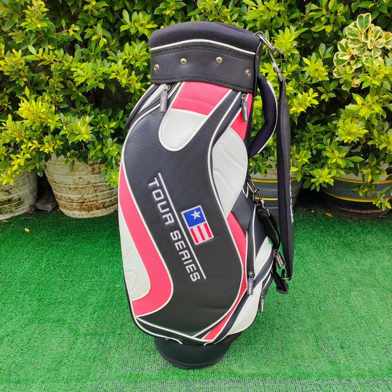 ถุงกอล์ฟเด็ก U.S.KIDS GOLF TOUR SERIES ของใหม่!! ปากถุง 7 นิ้ว ความสูงของถุงกอล์ฟ 31 นิ้ว ถุงกอล์ฟที่ดีที่สุดสำหรับเยาชน มือหนึ่ง ของแท้ BY NakaraLuxurious