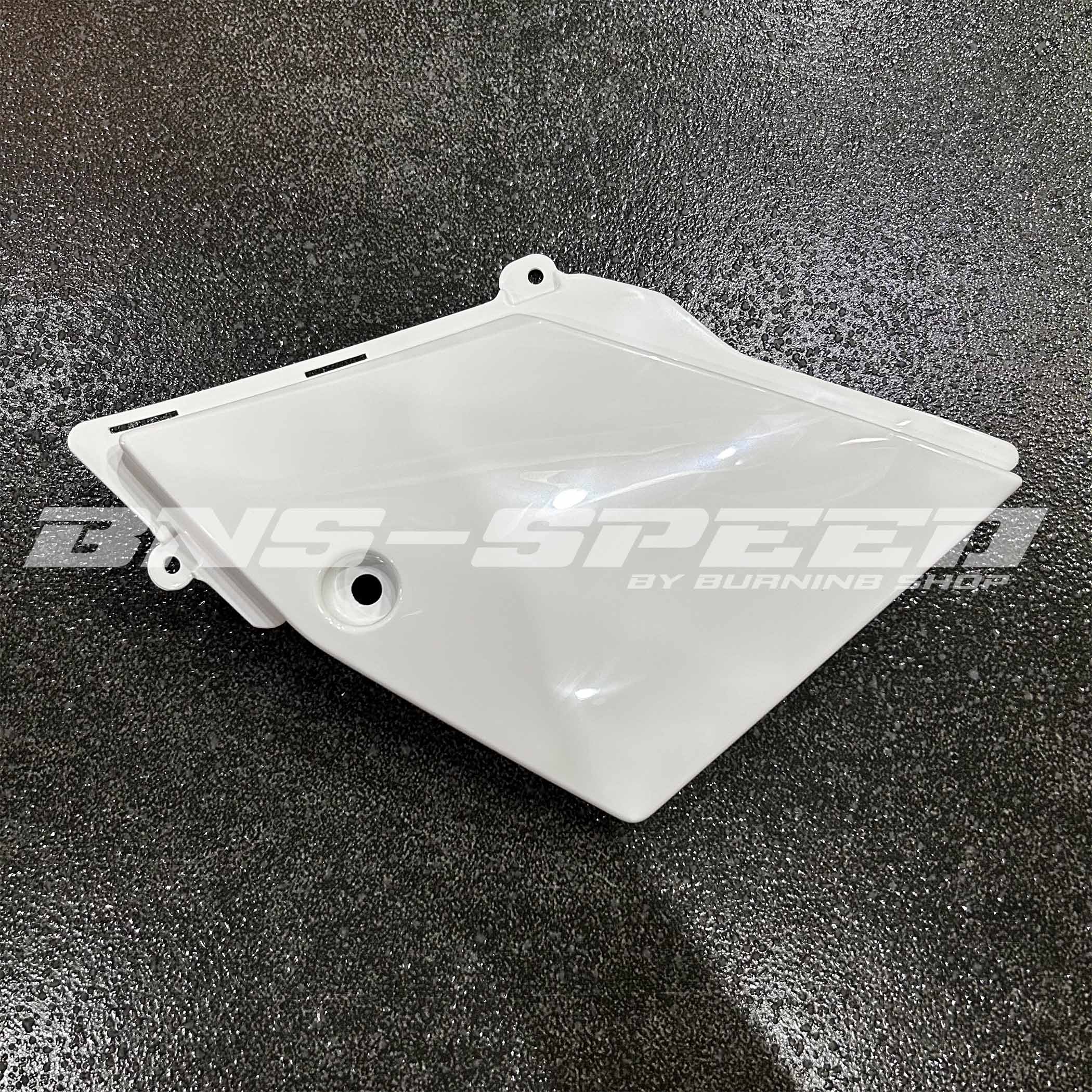 ฝาครอบข้างตัวหน้าขวาแท้ศูนย์ Kawasaki KLX140L/G/RF