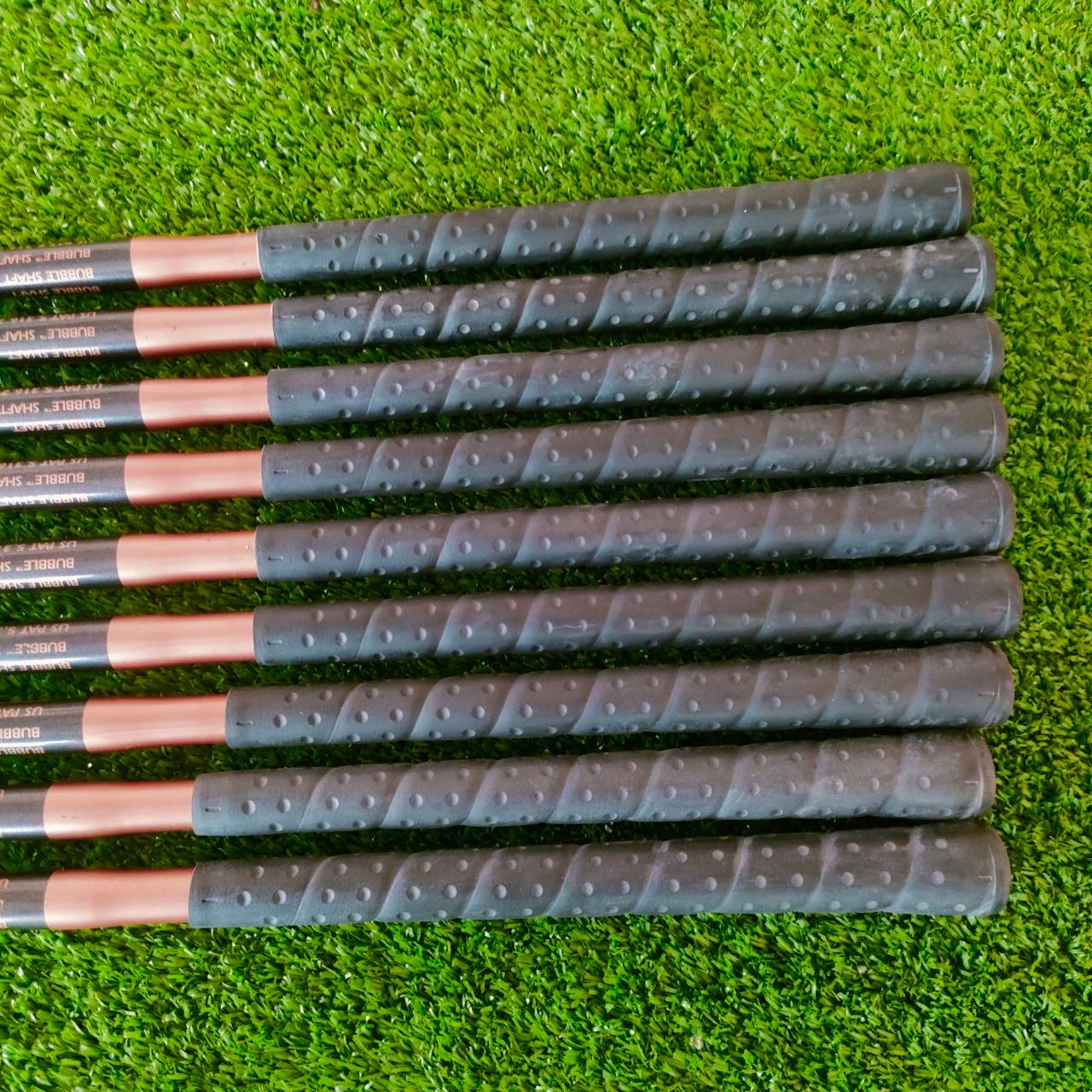 ชุดเหล็ก TAYLORMADE BURNER OVERSIZE มีเหล็ก 3-9 เเละ PW LW ก้าน TAYLORMADE PLUS FLEX R ก้านอ้วนแบบ "บับเบิ้ล" เอกสิทธิ์หนึ่งเดียว ของแบรนด์ Taylormade!! ไม้กอล์ฟมือสอง ของแท้ BY NakaraLuxurious