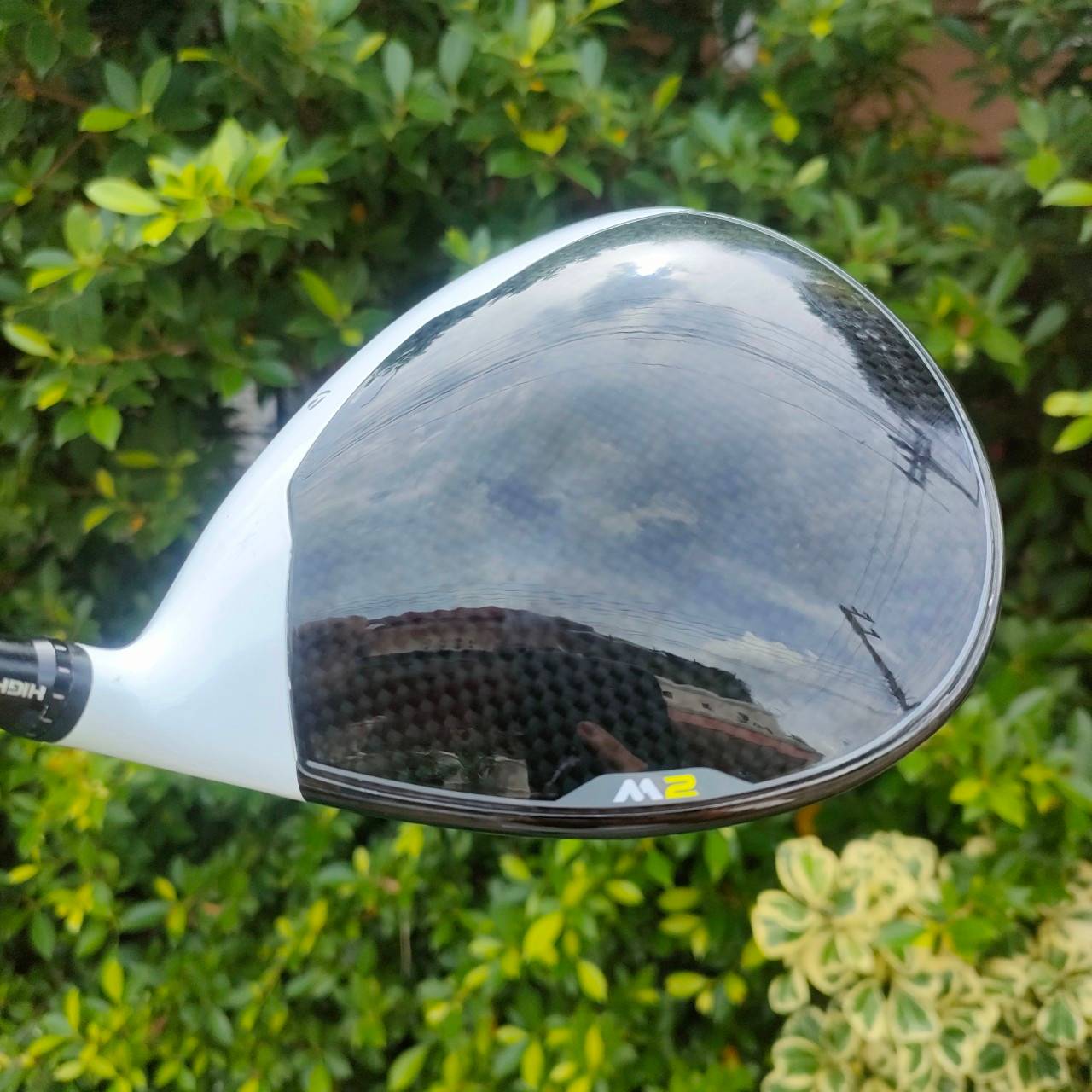 DRIVER TAYLORMADE M2 องศา 9.5 ก้าน FUJIKURA FLEX R ด้านหน้าไม้มี POCKET ช่วยเด้งมาก ตีไกลจัด และตีง่ายมากๆ มี COVER เดิมๆ ไม้กอล์ฟมือสอง ของแท้ BY NakaraLuxurious