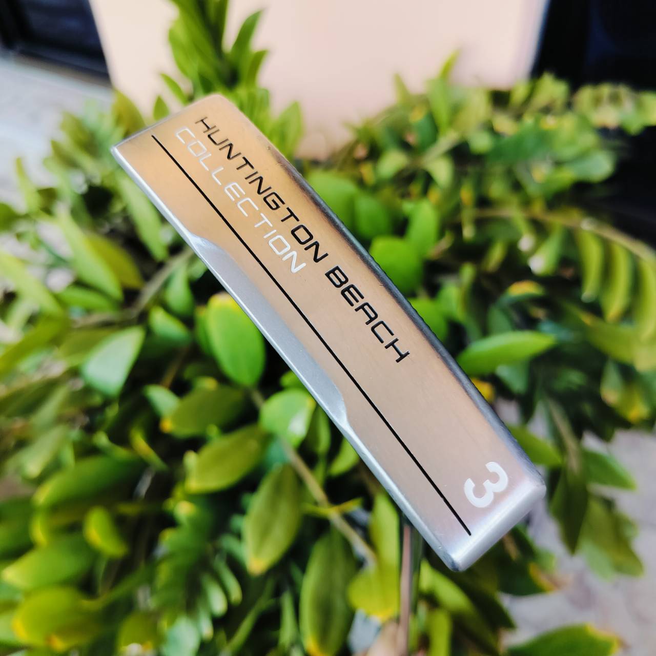 PUTTER HUNTINGTON BEACH COLLECTION 3 BY Cleveland ความยาว 33 นิ้ว สภาพสวยเดิมๆ หน้าสัมผัส เกาะไลน์อย่างมาก MILLED ลึก ไม้กอล์ฟพรีเมี่ยมมือสอง ของแท้ By NakaraLuxurious