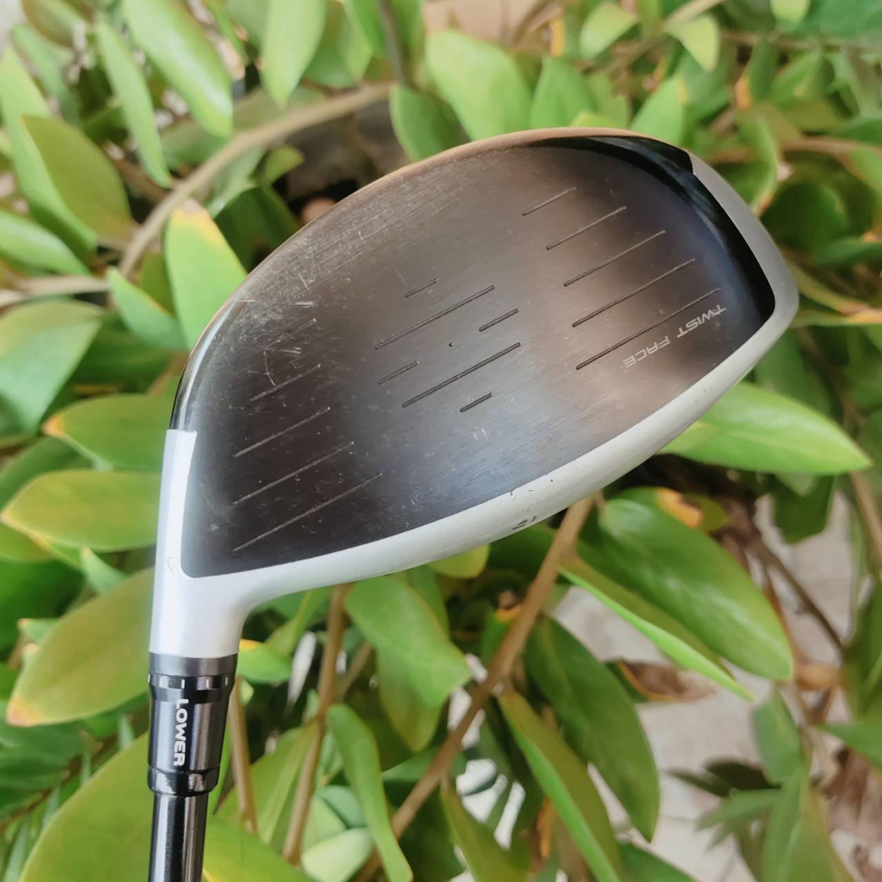 DRIVER TAYLORMADE M3 องศา 9.5 ก้าน KUROKAGE FLEX S ก้านดีมากๆ หน้า TWIST FACE กระดองเคฟล่างามๆ ไขปรับได้ทุกวงสวิง หน้าไม้มี SPEED POCKET เพื่อเพิ่มความเด้งขั้นสุด ไม้กอล์ฟพรีเมี่ยมมือสอง ของแท้ By NakaraLuxurious