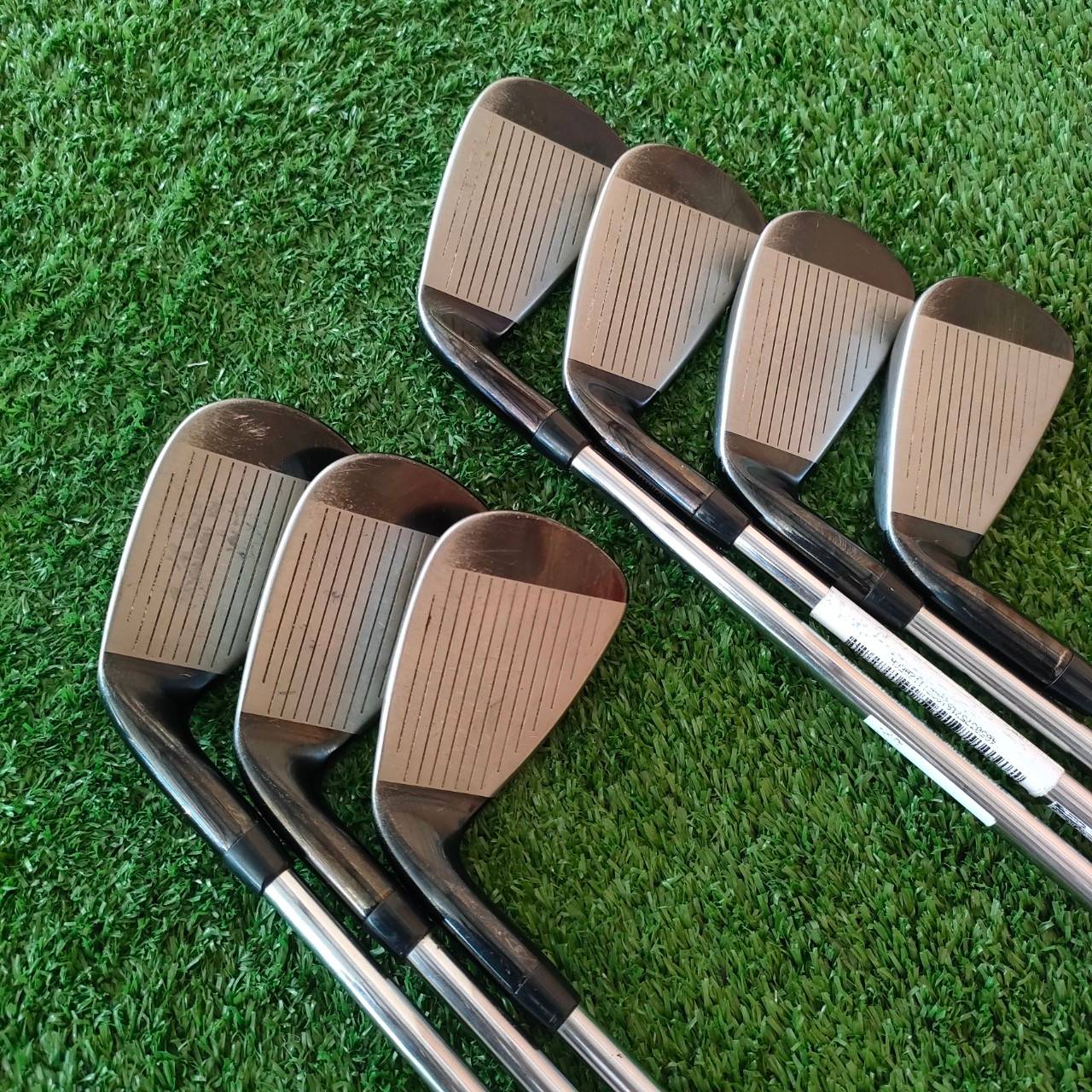 ชุดสุดยอด ราคาก็สุดยอด!!! ชุดเหล็ก COBRA S3 มีเหล็ก 4-9 เเละ PW ก้าน N.S.PRO 950GH FLEX R E9 FACE TEC ตัวนี้คือหน้าแบบเด้งจัด ส่งพลังสู่ลูกตีไกลกว่าเหล็กทั่วไปอย่างมาก