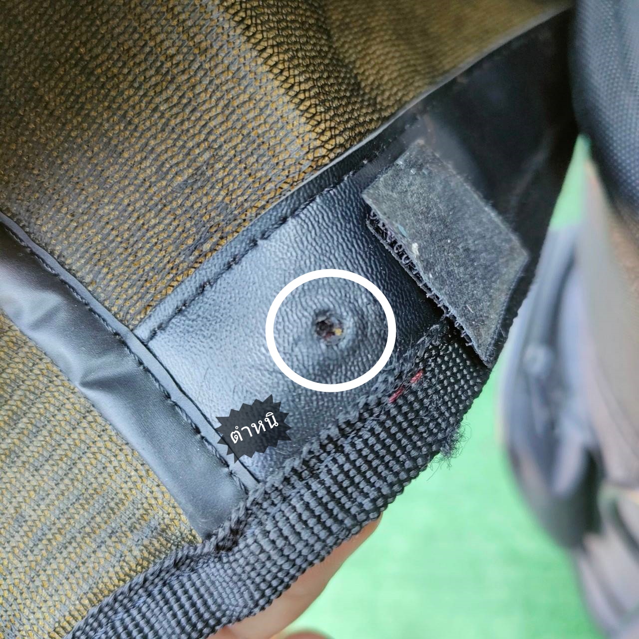 ถุงกอล์ฟ BRIDGESTONE มือสอง **ถุงกอล์ฟมีตำหนิ เเป๊กหลุด 1จุด มีรูปอยู่ที่รูปสุดท้ายค่ะ ** สภาพนอกนั้นใช้งานได้ปกติ ถุงสวยเลยค่ะ