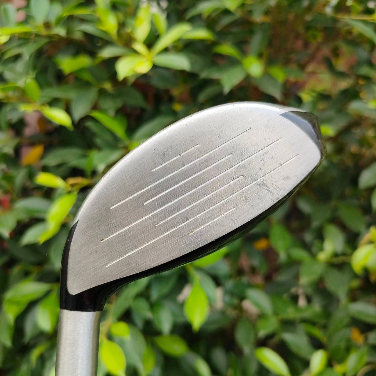 FW3 TAYLORMADE BURNER องศา 15 ก้าน BURNER RE*AX FLEX S รุ่นนี้หัวใหญ่แบน ตีง่ายได้ระยะ ลูกลอยง่ายด้วยดีไซน์พิเศษ ด้านหลังมียื่นเพิ่มออกมา