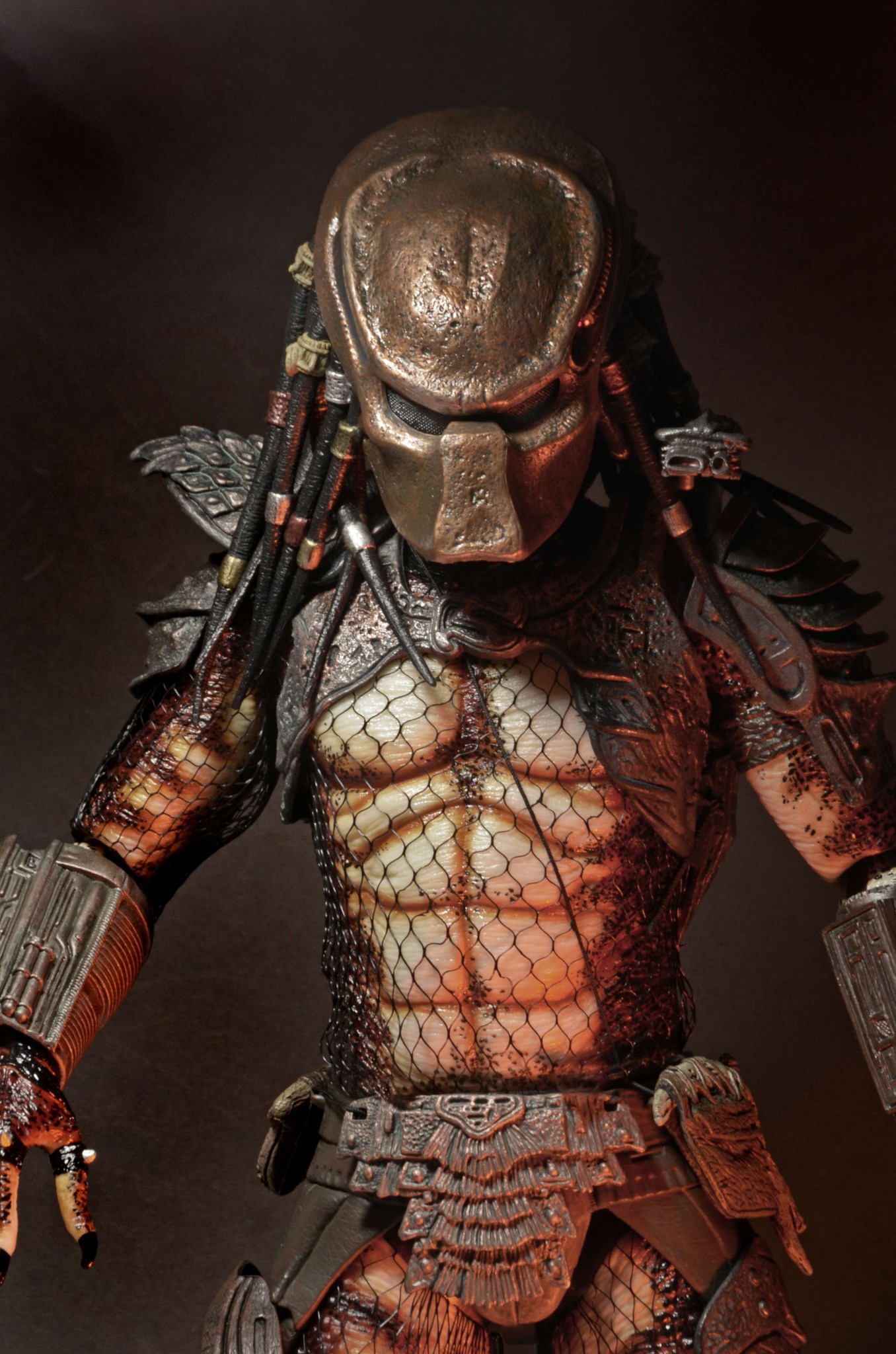 [สั่งจอง]Neca 1/4 : Predator with LED Lights (18นิ้ว)