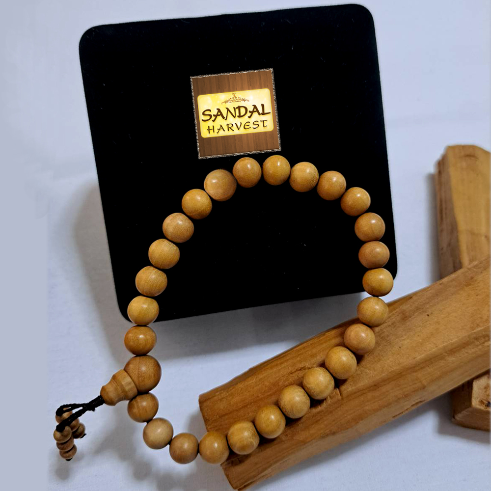 สร้อยข้อมือ ไม้จันทน์หอมแท้ 100% จากอินเดีย (27 เม็ด) ในกล่องกำมะหยี่ สวยหรู งานทำมือ ละเอียด ปราณีต ทุกเม็ด ไม่มีน้ำหอม ไม่ทำสี