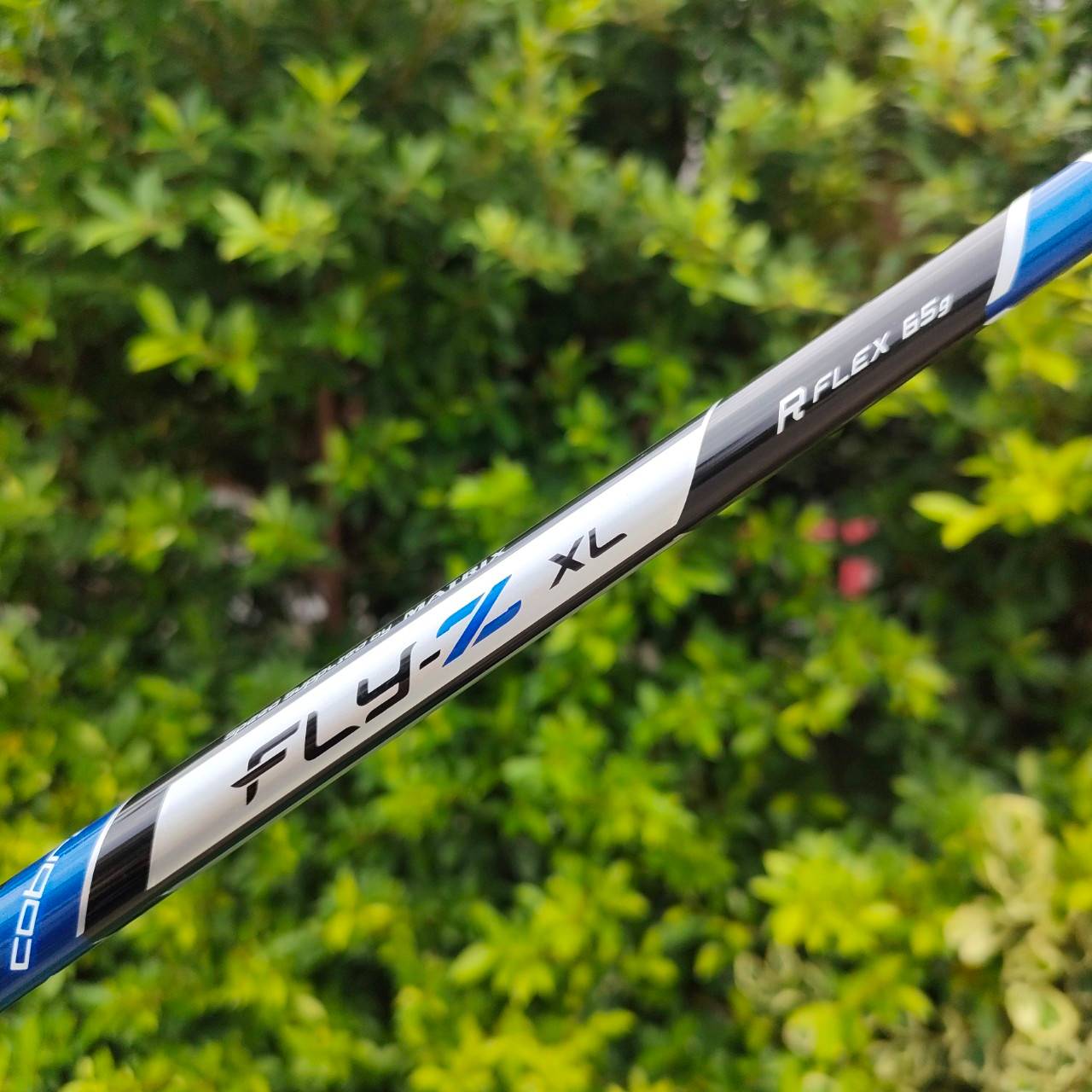 HYBRID COBRA FLY-Z XL องศา 22 ก้าน FLY-Z XL FLEX R หน้าไม้ออกแบบพิเศษ ตีโดนดีสุดๆ ตีโดนง่าย ตีไกล สภาพสวยมาก เดิมๆทุกอย่าง ไม้กอล์ฟมือสอง ของแท้ BY NakaraLuxurious