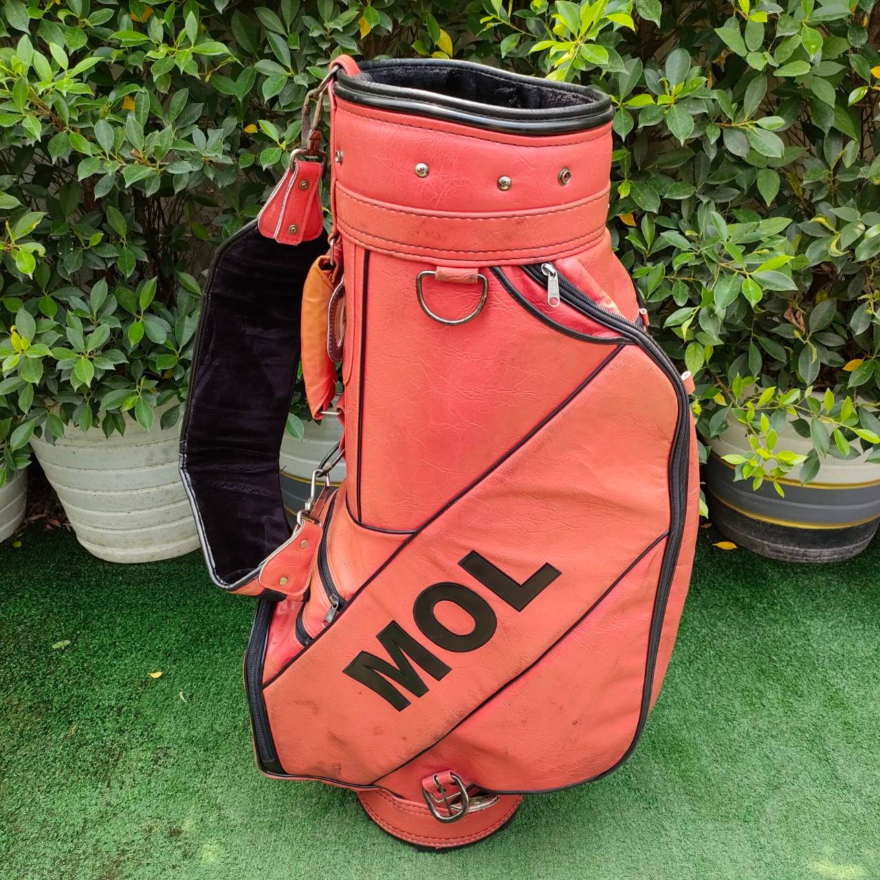 ถุงกอล์ฟ MOL มือสอง ใบใหญ่ 9 นิ้ว ดูดีเลยครับ