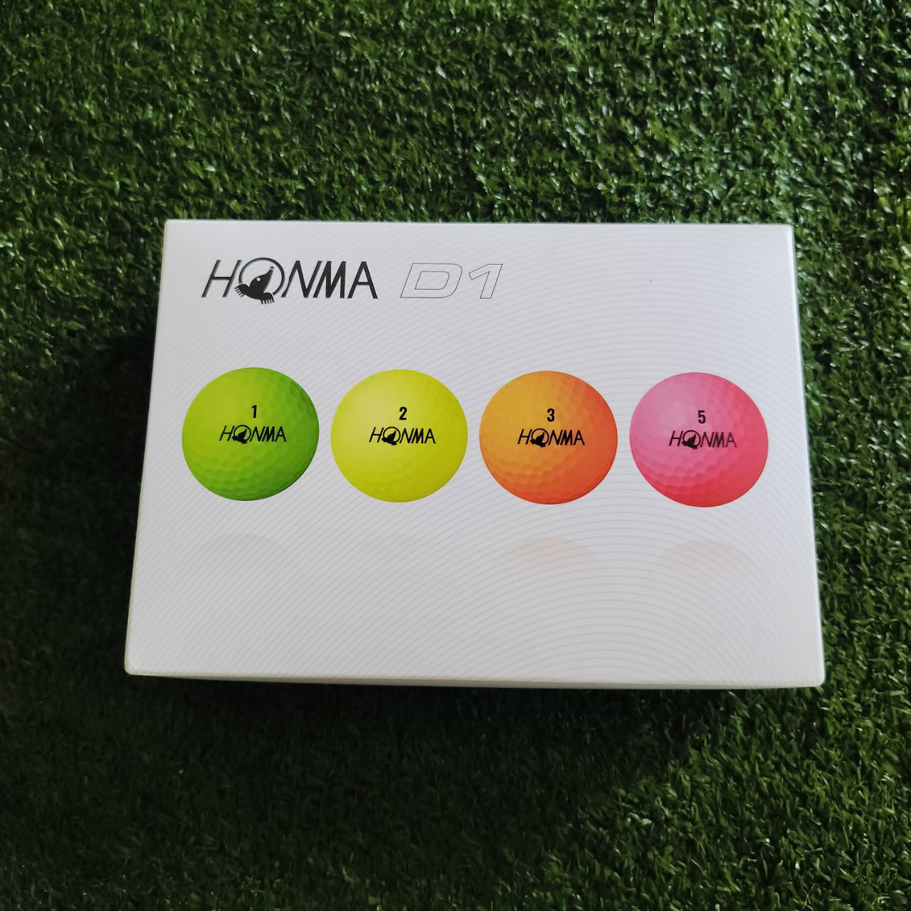 ลูกกอล์ฟ HONMA D1 ของใหม่ ลดล้างสต๊อค!!! ถูกมาก!!!