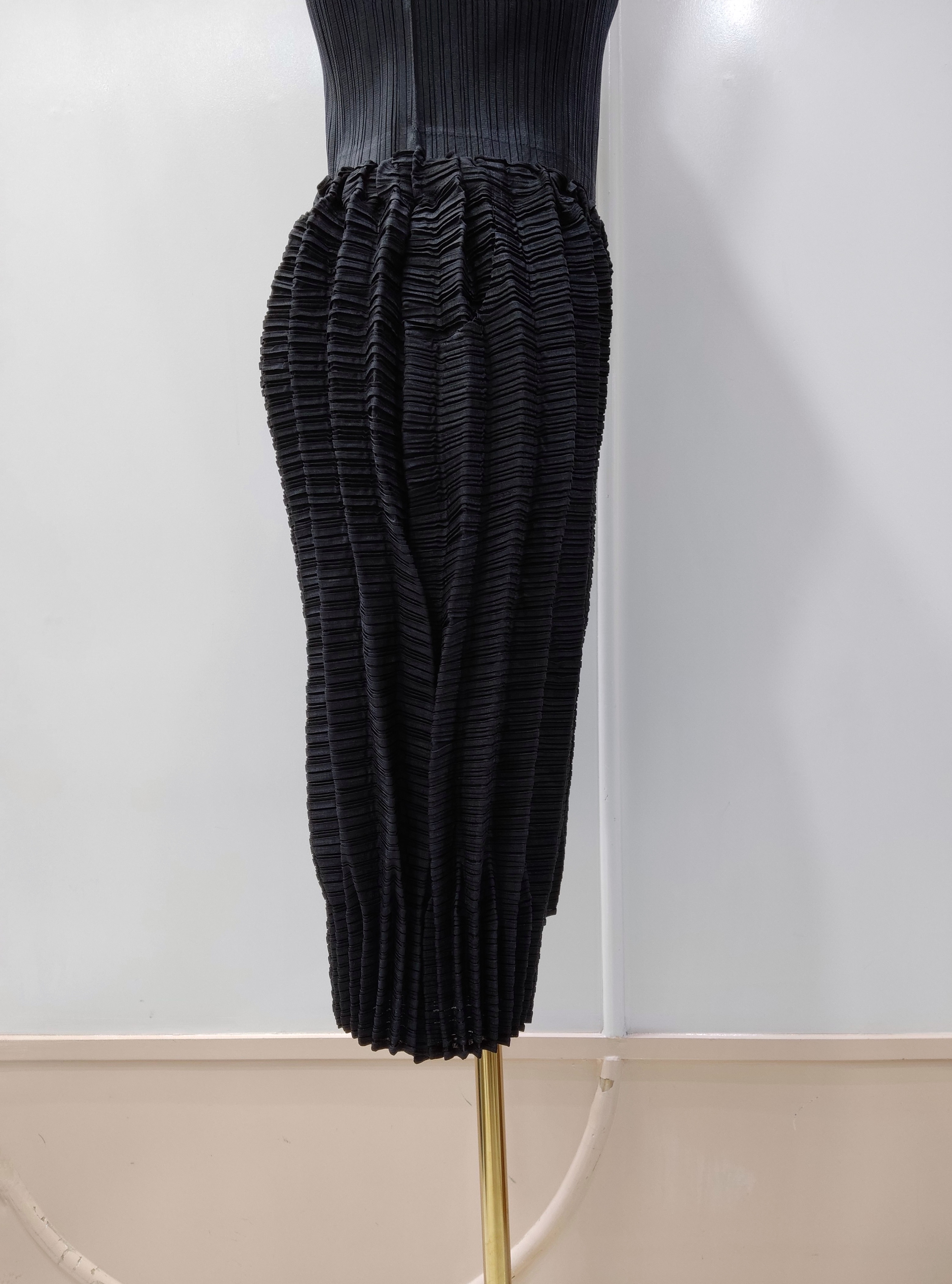 ยาว 19.5 นิ้ว 2MUAY รุ่น GM7648 กางเกงอัดพลีท DOUBLE PLEATED SHORT PANTS 4 สี FREE SIZE