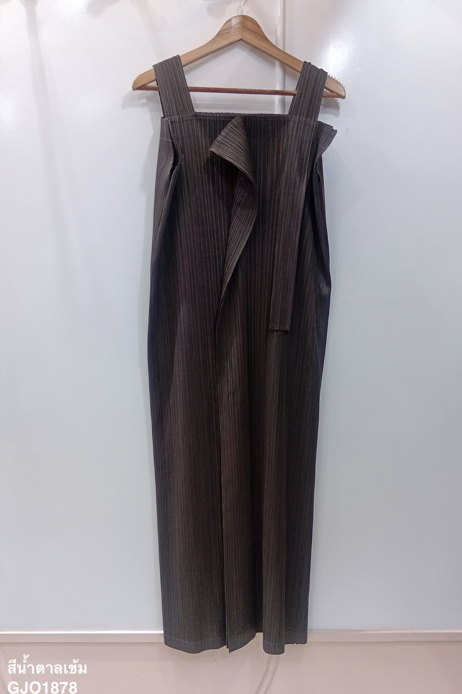 ปรับราคาลง20%!! 2MUAY รุ่น GJO1878 เดรสพลีทคุณภาพ SQUARE NECK PLEATED DRESS 2สี FREE SIZE