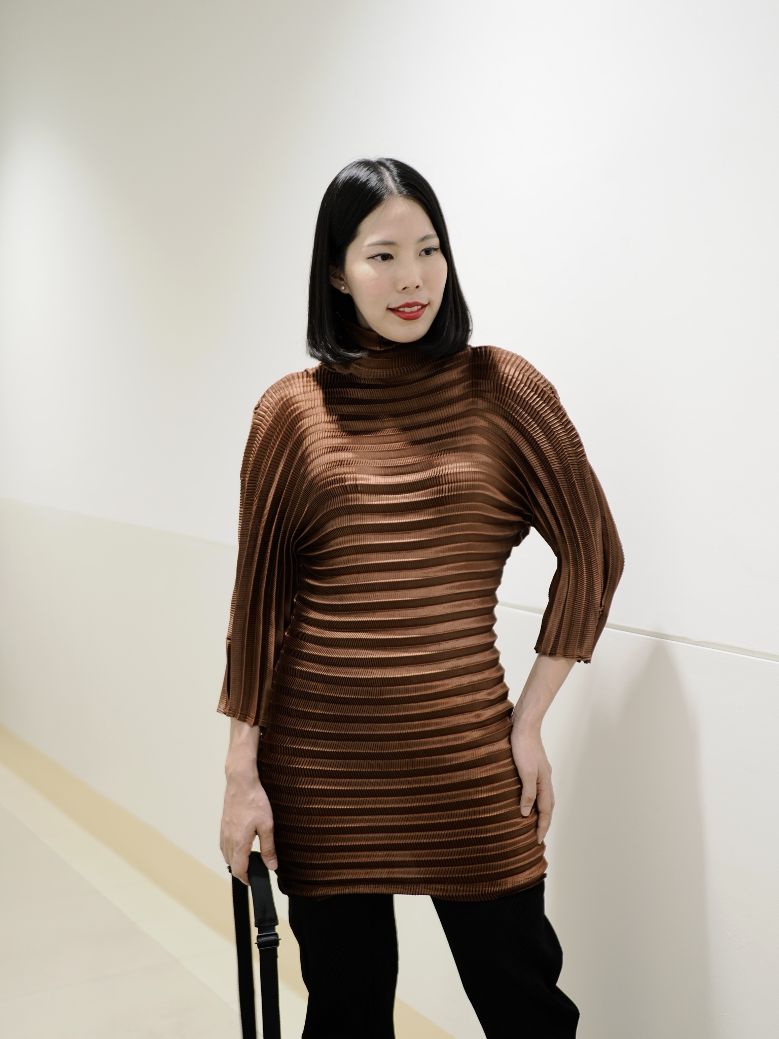 ปรับราคาลง40%!! 2MUAY GA6004-1 เสื้อพลีทคุณภาพ FOLD OVER NECK PLEATED TOP 3 สี FREE SIZE