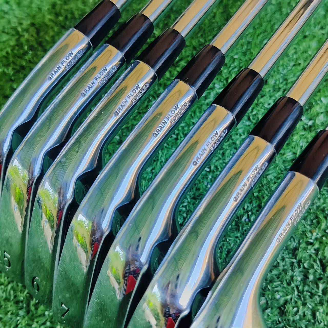 ชุดเหล็ก MIZUNO MP59 สภาพสวยนางฟ้า Grain Flow Forging สุดพิเศษ ผสมกับเทคโนโลยี Titanium ตีได้ไกลมากขึ้น และได้ Feeling ที่ดีขึ้น ไม้กอล์ฟพรีเมี่ยมญี่ปุ่นมือสอง ของแท้ By NakaraLuxurious