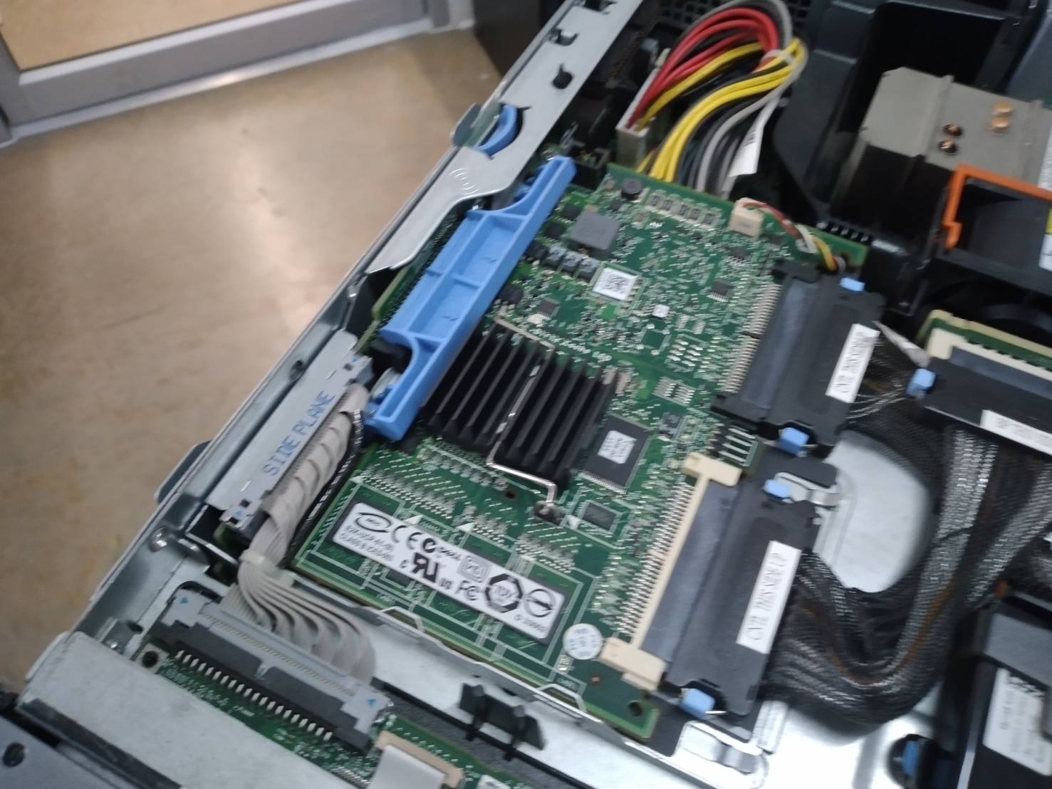 Dell 2950 server ที่ หาเพื่อใช้กับงาน MA เยอะที่สุด