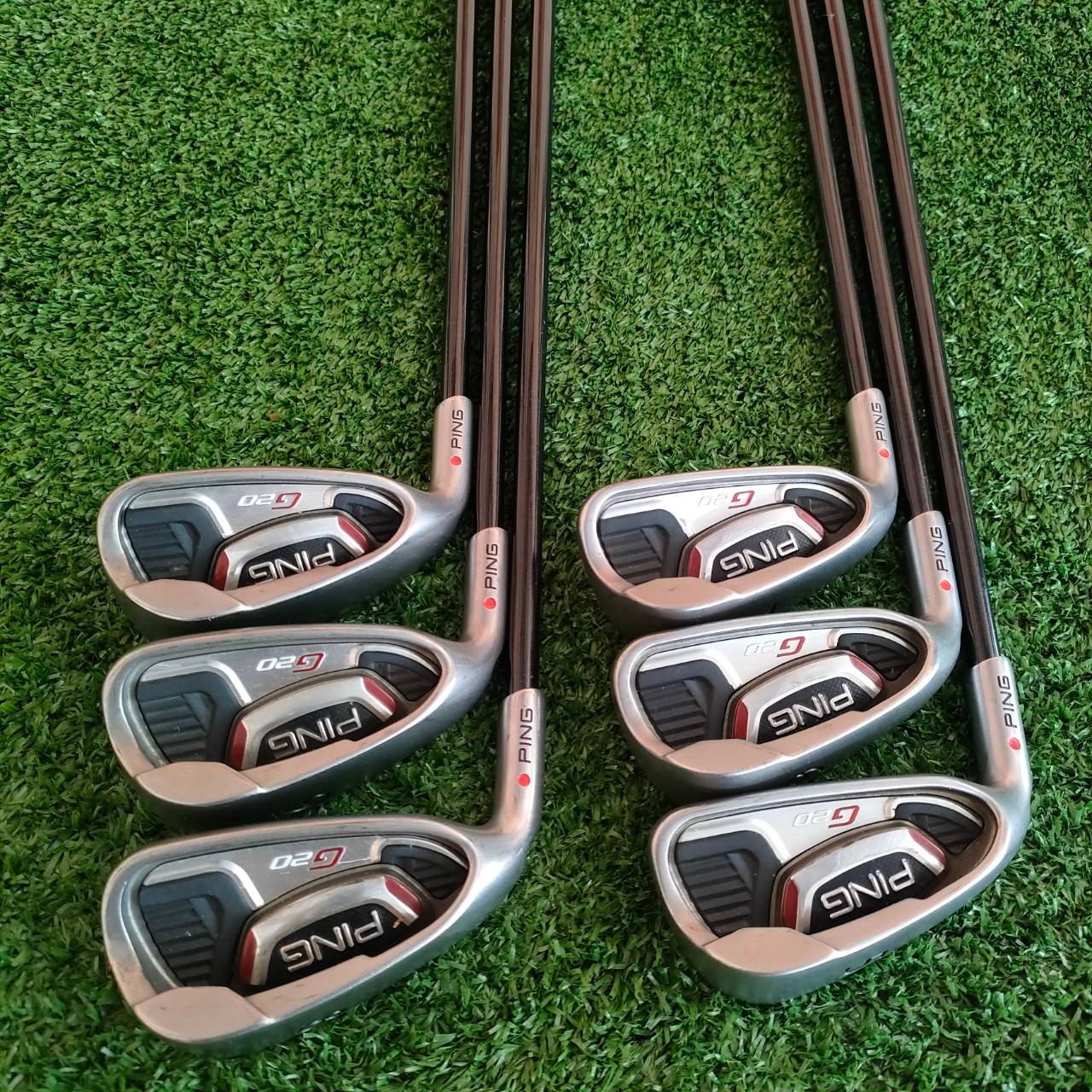 ** ไม้กอล์ฟาสำหรับท่านที่ถนัดซ้าย ** ชุดเหล็ก PING G20 จุดส้ม มีเหล็ก 5-9 เเละ W ก้าน PING TFC 330 I FLEX R สภาพสวย มือซ้ายหายากมากครับ