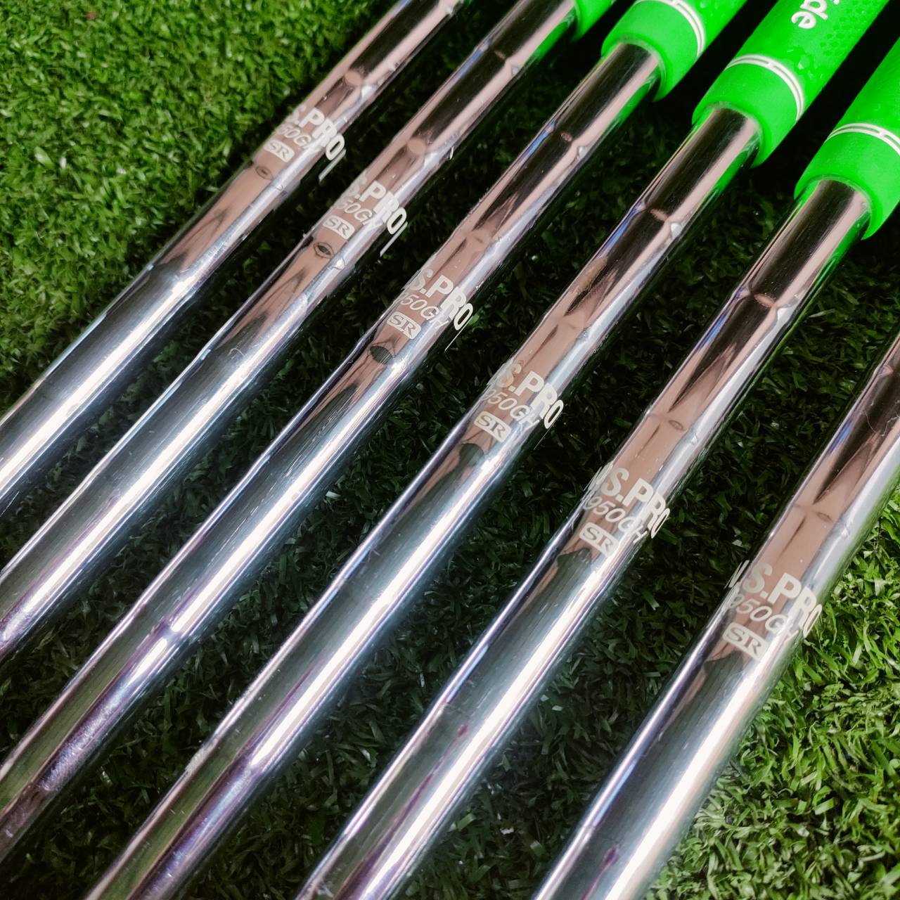 ชุดเหล็ก LYNX LX9 FORGED ก้าน NS PRO 950 FLEX SR กริพ GOLF PRIDE สวยจัดๆ ชดเชยสูง ตีทั้งง่ายและนุ่มนวลให้สปินดีมากๆ ไม้กอล์ฟพรีเมี่ยมมือสอง ของแท้ By NakaraLuxurious