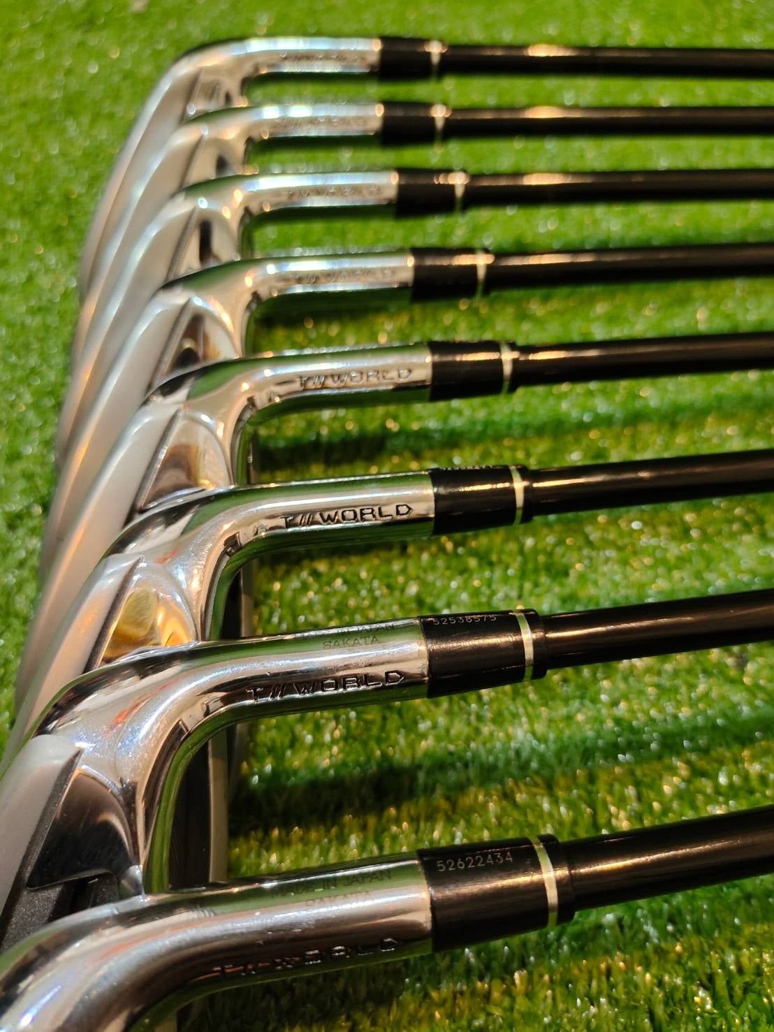 ชุดเหล็ก HONMA TOUR WORLD XP - 1