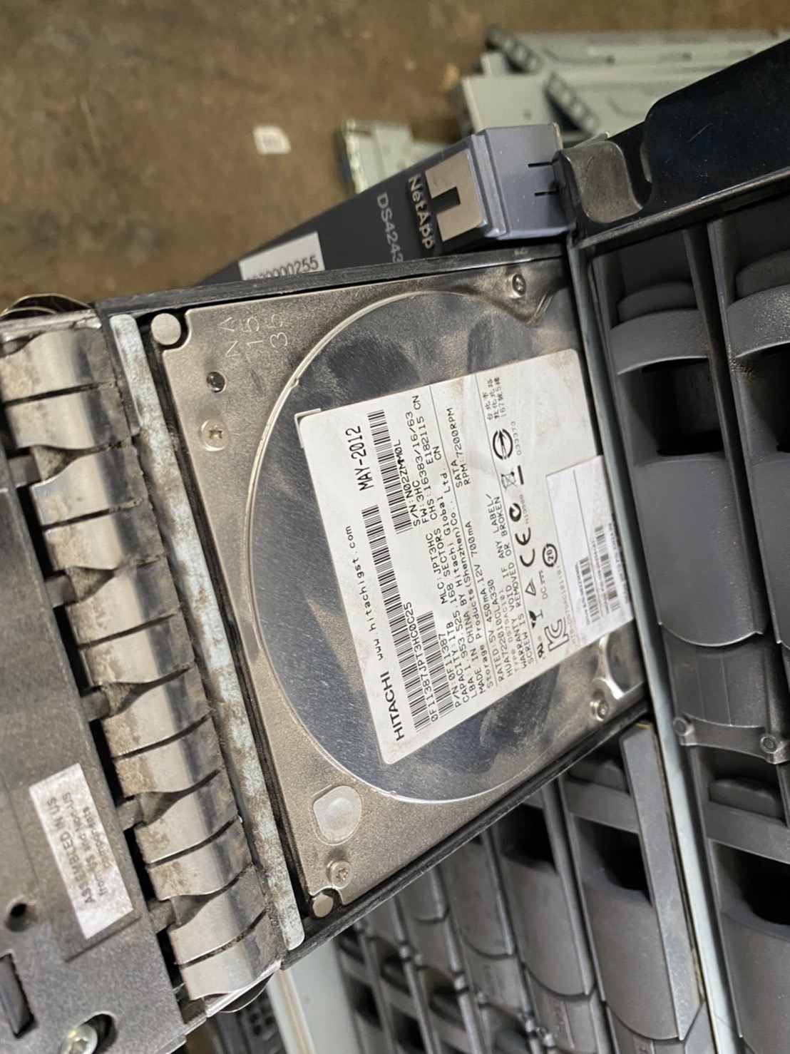 NetApp DS4243 NAJ-0801 HDD 1 TB