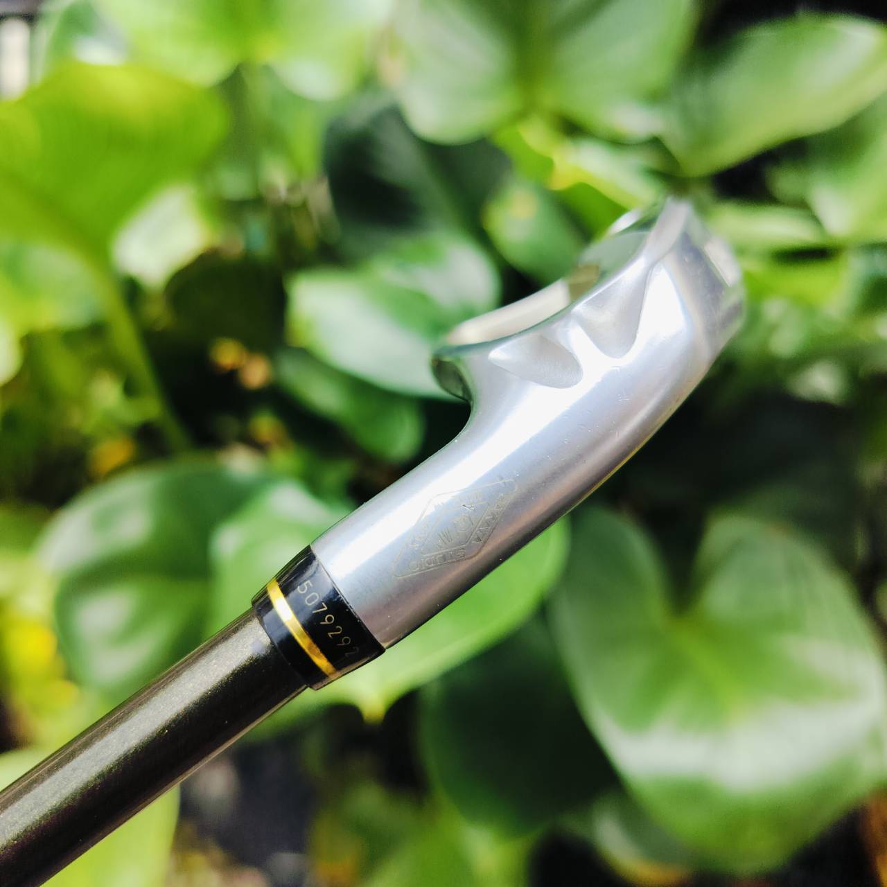 ชุดเหล็ก HONMA BERES MG703 ก้าน ** 2 ดาว ** ก้านถักพรีเมี่ยม เหล็กหน้าเด้งตีไกล สวีตสปอตกว้าง ตีง่าย ก้านเบา 49 กรัม แม้สปีดไม่แรงก็สามารถเร่งสปีดได้ดีมาก MADE IN JAPAN SAKATA ไม้กอล์ฟพรีเมี่ยม ของแท้ By NakaraLuxurious