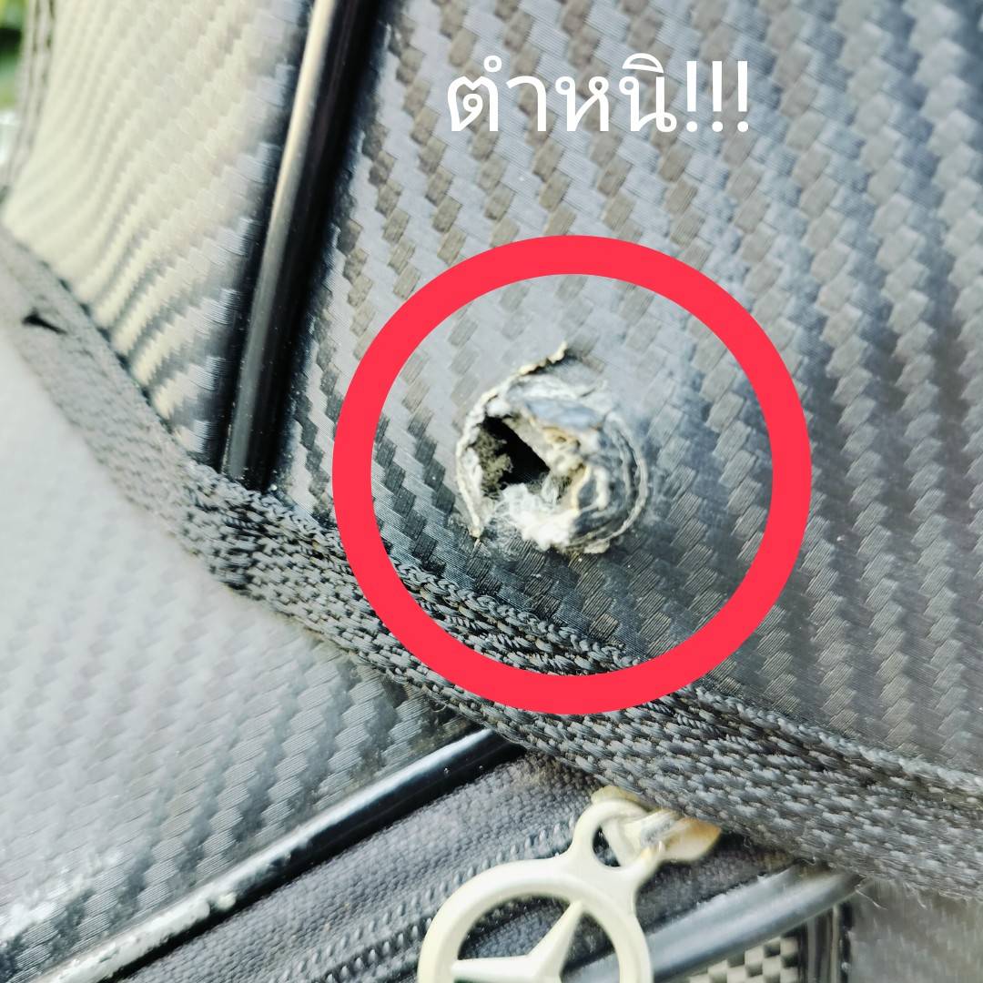 ถุงกอล์ฟ Mercedes-Benz ของแท้ **แป๊กหลุด 1 จุด** ใช้งานได้ดีมากปกติ ถ้าติดอีก 3 จุดไม่มีผล ถ้าไม่ซีเรียสราคานี้คุ้มมาก ไม้กอล์ฟพรีเมี่ยมมือสอง ของแท้ By NakaraLuxurious