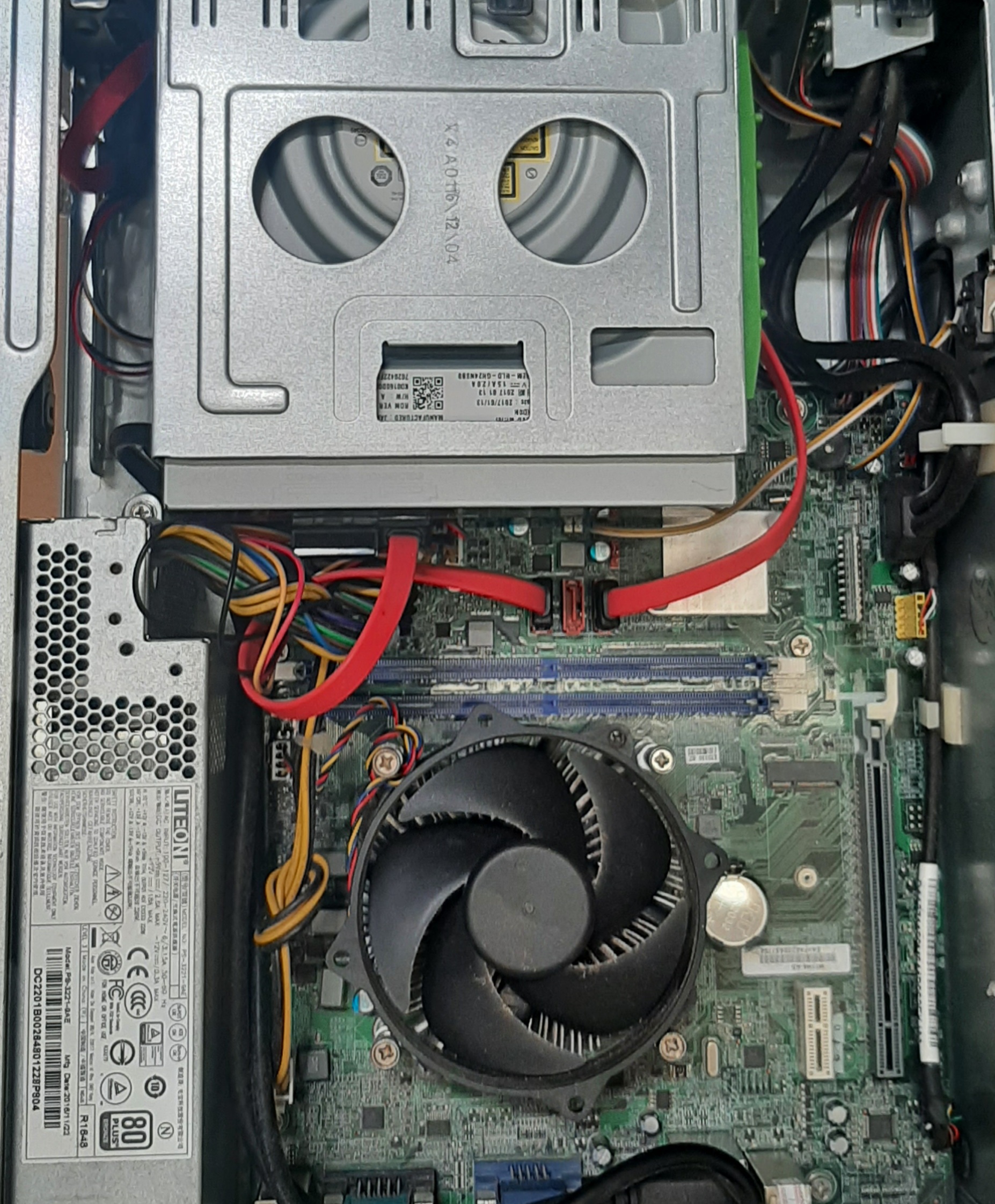 พีซีมือสอง แนวนอน Acer Veriton X2640G SFF มือสอง (i3-6100 Ram8GB SSD120GB) ประกันร้าน 1 เดือน