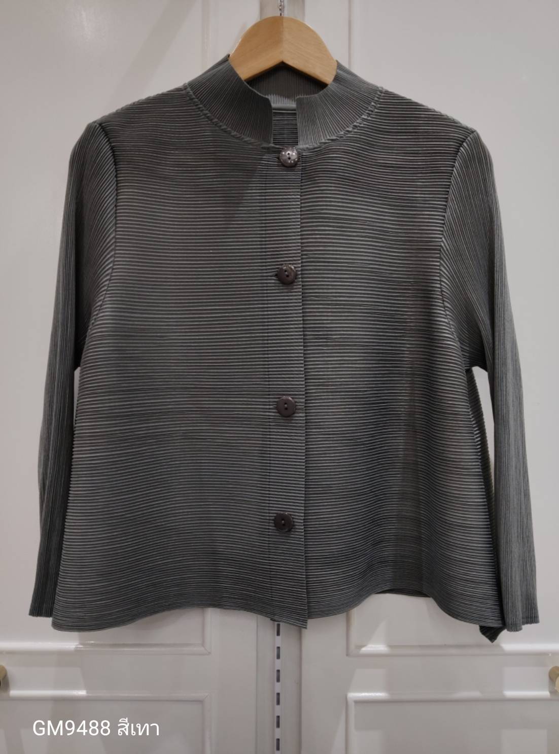 อก42 (ทรงเล็ก) 2MUAY GM9488 เสื้ออัดพลีทคอปกแมนดาริน กระดุมผ่าหน้า แขนยาว LONG SLEEVE PLEATED TOP 7 สี FREE SIZE