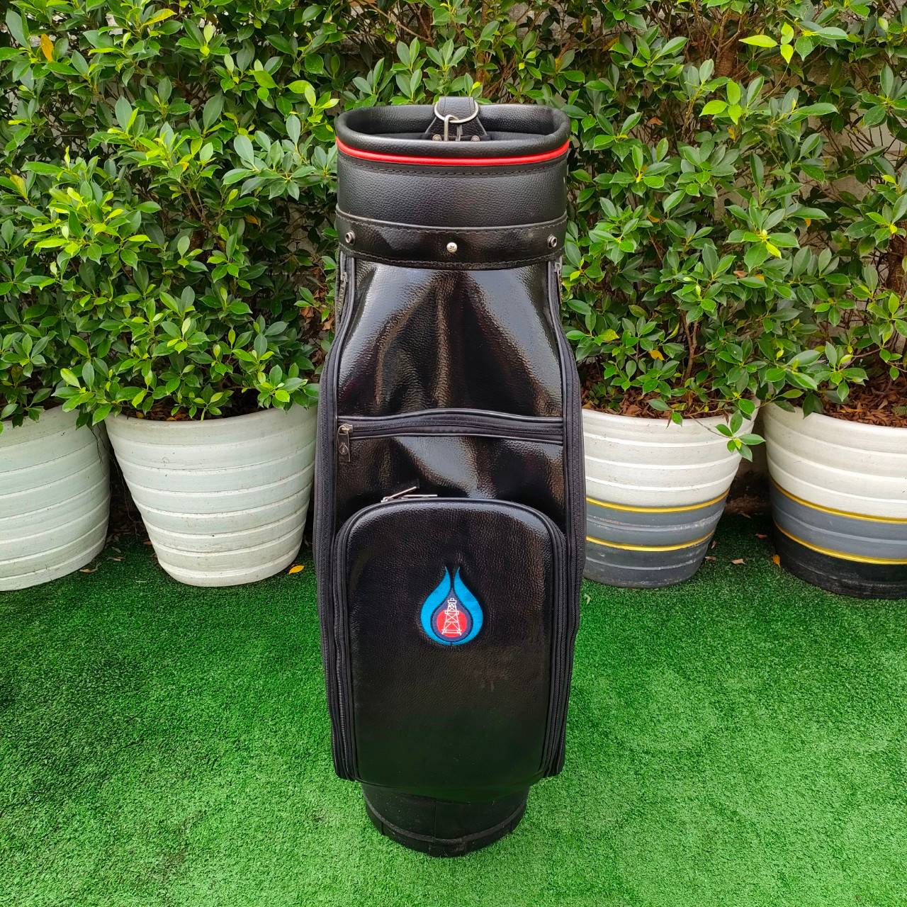 ถุงกอล์ฟ PTTEP มือสอง ถุง TOUR ใบใหญ่ สภาพสวยเดิมๆ เรียบร้อย