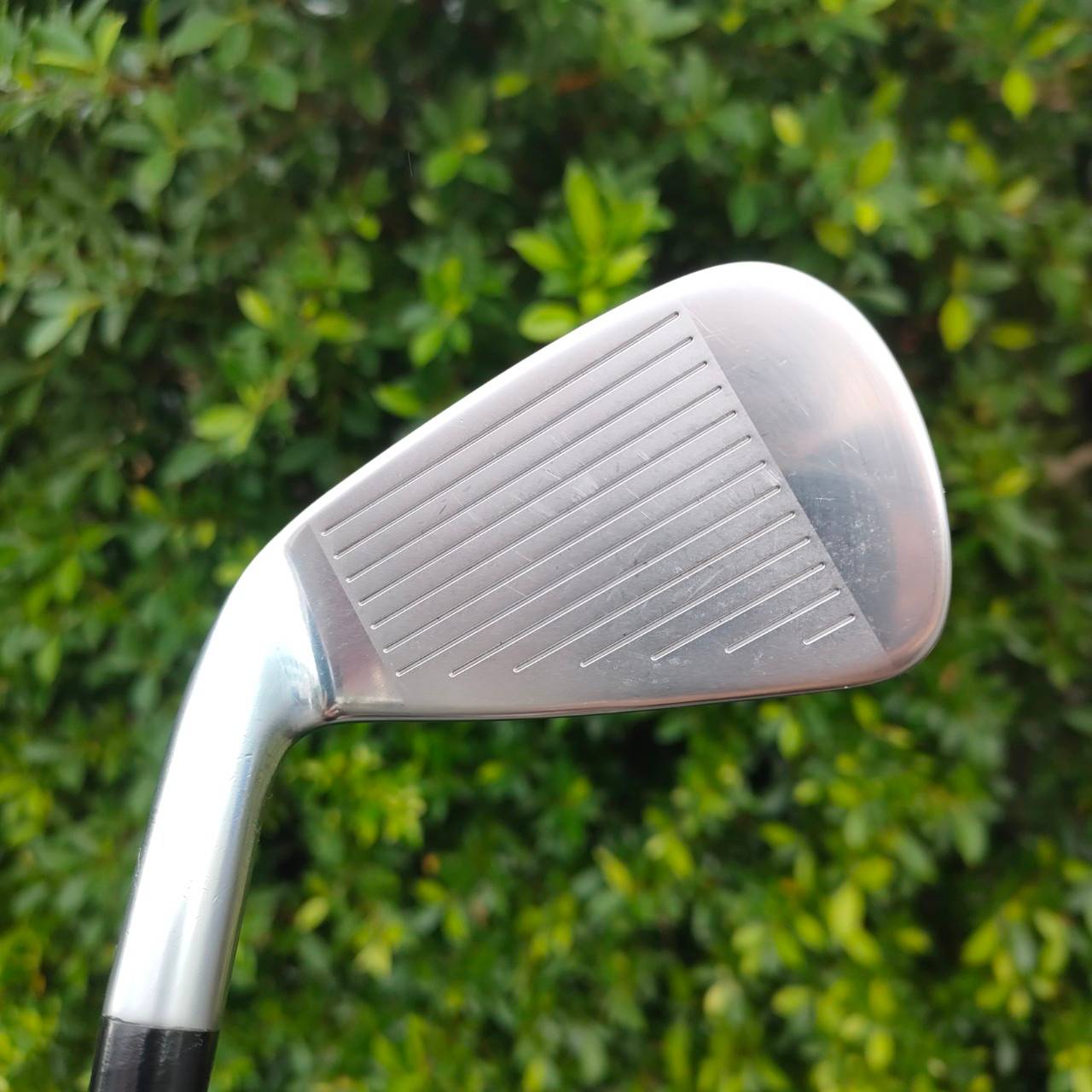 ชุดเหล็ก CALLAWAY LEGACY V มีเหล็ก 5-9 เเละ PW SW ก้าน LEGACY FLEX R เป็นเหล็กเนื้อ FORGED แท้!! แต่ยังมี CAVITY ที่ลึกมากซึ่งต้องใช้ FORGED เยอะมากๆ ไม้กอล์ฟมือสอง ของแท้ BY NakaraLuxurious