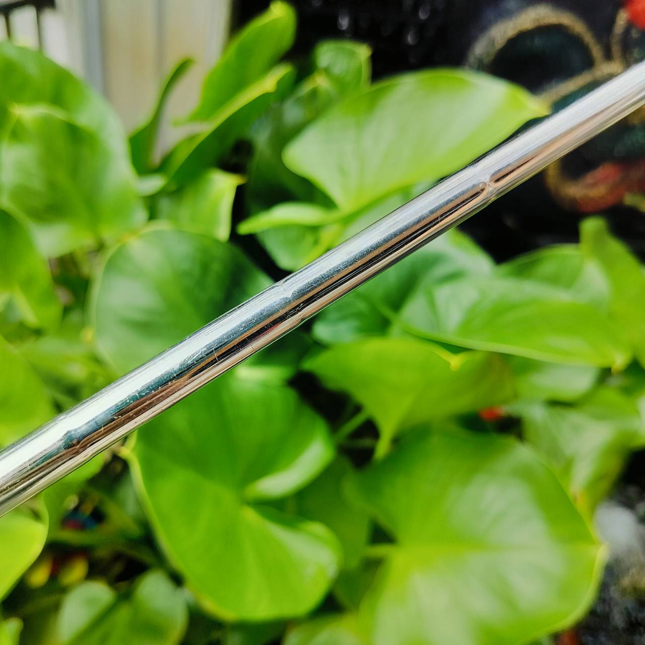 PUTTER ODYSSEY WHITE ICE วางน้ำหนักไว้ทั้งด้าน TOE และ HEEL ทำให้พัตต์แบบบล๊านซ์มากๆ หน้าสัมผัสที่เป็นเอกลักษณ์ ทั้งนุ่มนวลและเกาะไลน์มาก ไม้กอล์ฟพรีเมี่ยมมือสอง ของแท้ By NakaraLuxurious