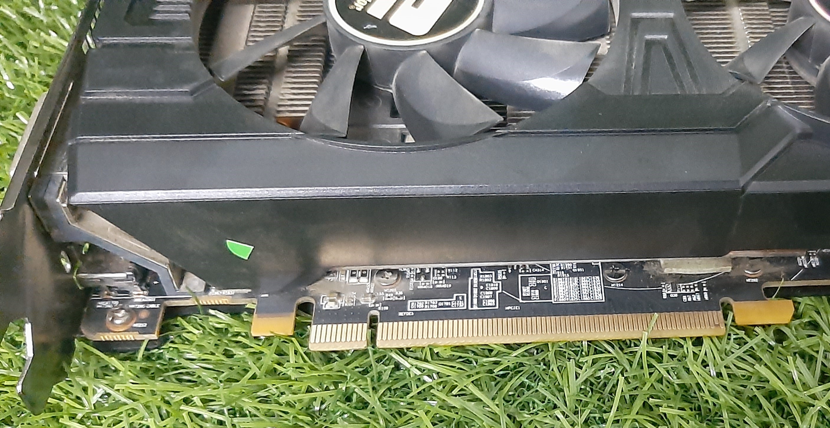 PowerColor Red Dragon Radeon RX 470 4GB GDDR5 GPU มือสอง ประกันร้าน 1 เดือน 3 x DisplayPort 1.4 Dual-Link DVI-D HDMI