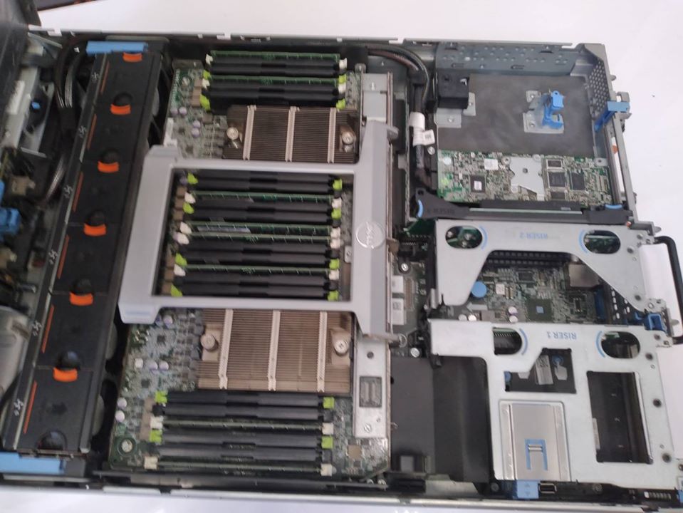 Dell Poweredg R820