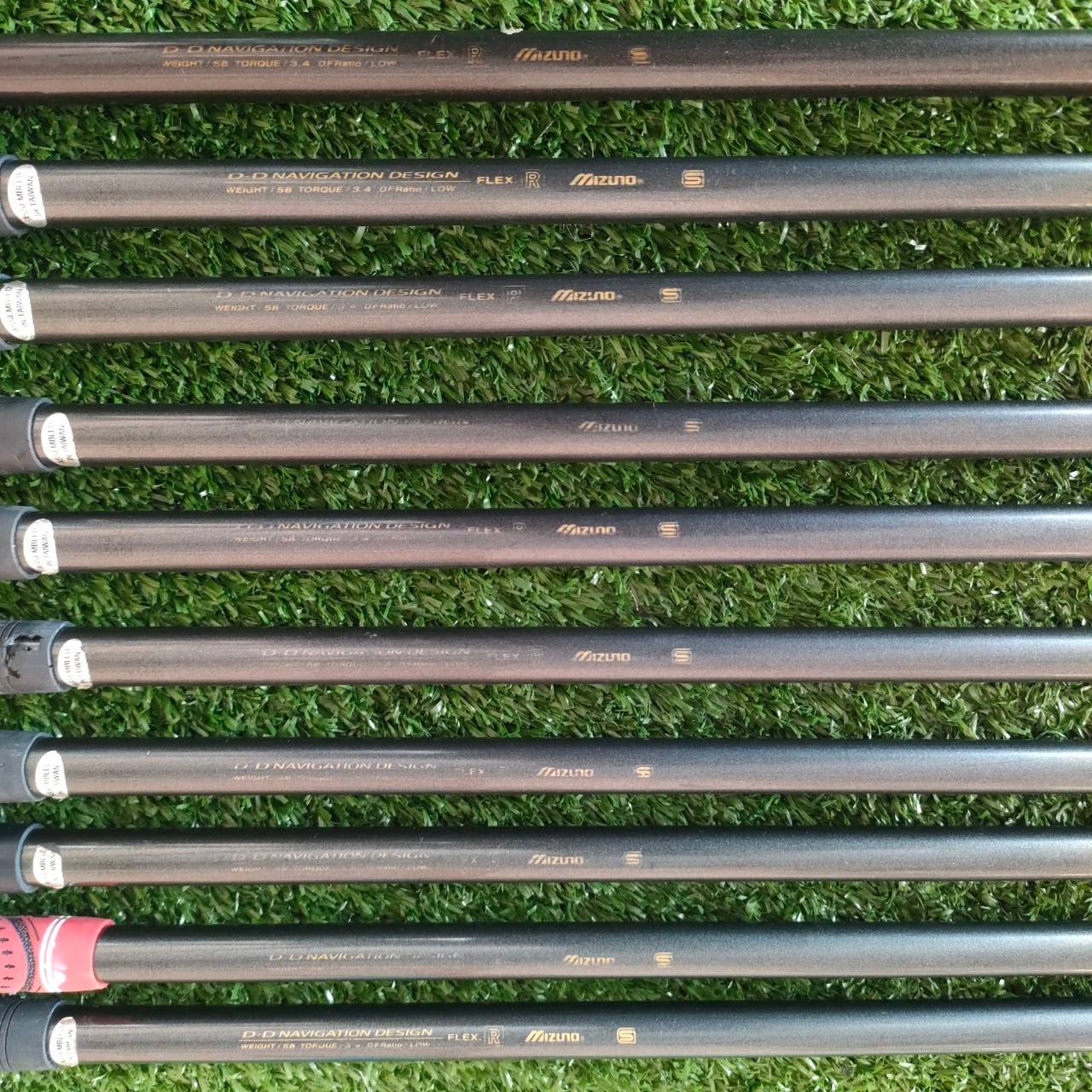 ชุดเหล็ก MIZUNO PRESAGE มีเหล็ก 3-9 เเละ PW SW FW ก้าน D-D NAVIGATION FLEX R เป็นชุดเหล็กหน้าเด้ง!! พรีเมี่ยมญี่ปุ่น ตีได้ไกลกว่าปกติและยังมีถ่วงทังสเตนดึงจุด CG ต่างๆ สภาพสวยมาก!! ไม้กอล์ฟมือสอง ของแท้ BY NakaraLuxurious