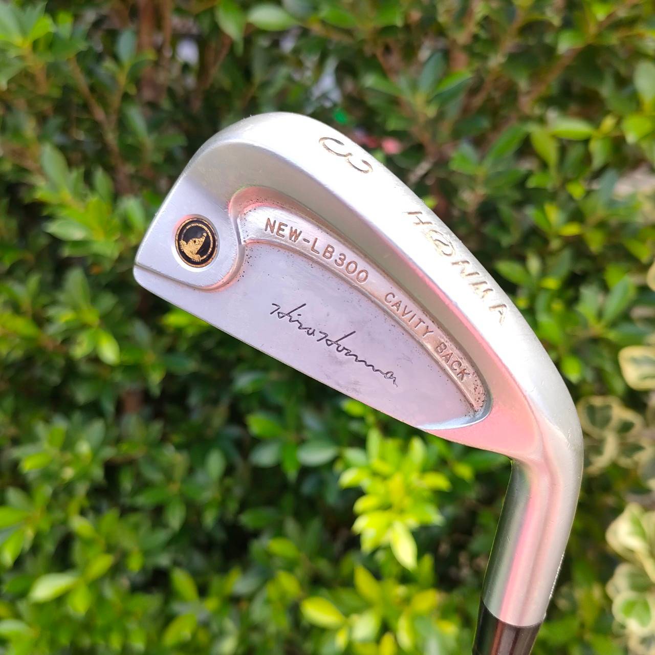 ชุดเหล็ก HONMA NEW-LB300 CAVITY BACK มีเหล็ก 3-11 SW ชุดใหญ่ ได้ทั้งหมด 10 ชิ้น *** ก้านพรีเมี่ยมระดับ 3 ดาว *** สุดยอดก้านครับ SUPER LIGHT TITANIUM CARBON FLEX R ตีง่าย และตีดีมากๆ ก้านดีมาก พรีเมี่ยม JAPAN