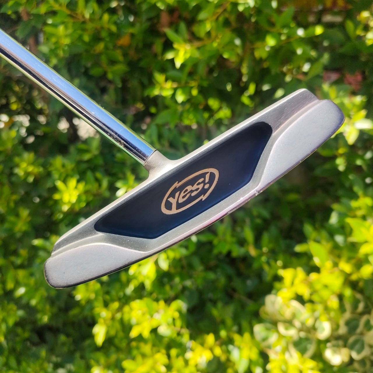 PUTTER YES! C- GROOVE รุ่น Caralyne ก้าน CENTER ความยาว 34 นิ้ว ** กริฟเสือมสภาพ ** รุ่นที่หน้ายาว พัตต์ง่าย ไม้กอล์ฟมือสอง ของแท้ BY NakaraLuxurious