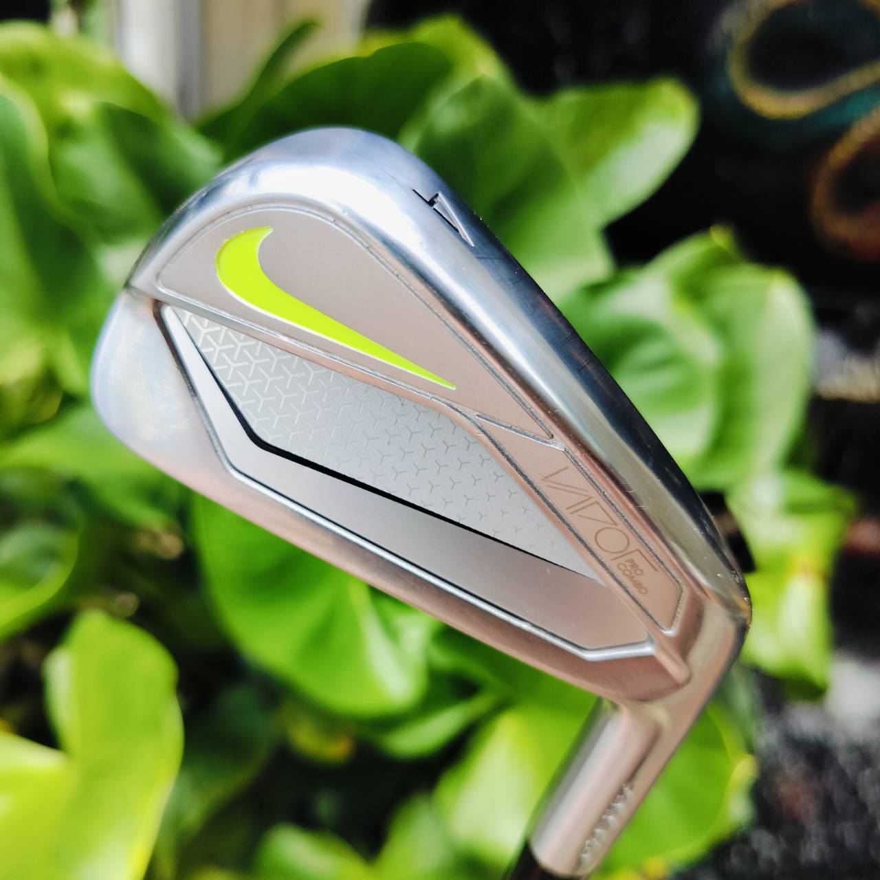 เหล็ก 4 NIKE VAPOR PRO COMBO FORGED ก้าน NSPRO 950 FLEX R หน้าเหล็ก เพื่อให้เกิดประสิทธิภาพที่ดีขึ้นและการตีลูกที่ชัดขึ้น ไม้กอล์ฟพรีเมี่ยมมือสอง ของแท้ By NakaraLuxurious