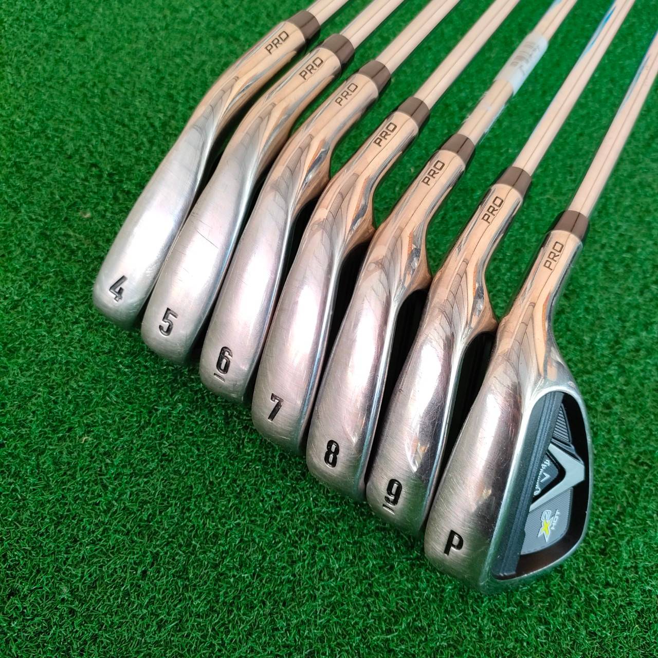 ชุดเหล็ก CALLAWAY X2 HOT PRO มีเหล็ก 4 - 9 PW ทั้งหมด 7 ชิ้น ก้าน N.S.PRO 950GH FLEX R สภาพสวยเดิมมากๆ