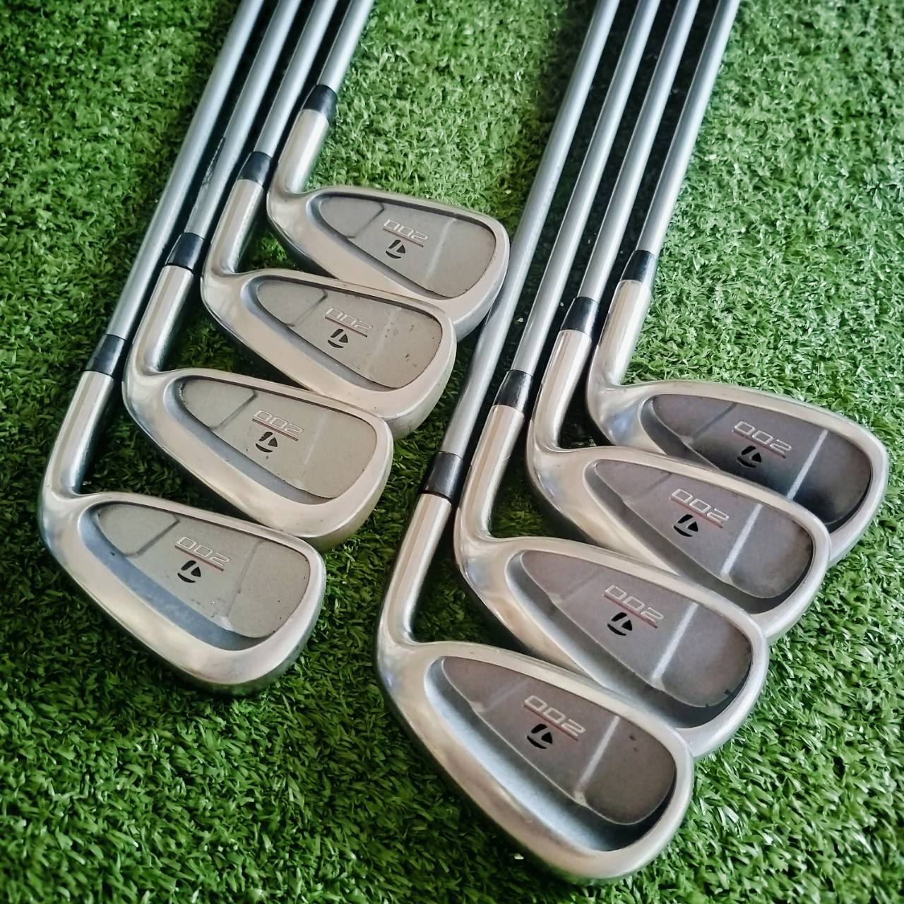 ** ไม้กอล์ฟผู้หญิง ** ชุดเหล็ก Taylormade 200 ก้าน Taylormade LITE L60 ก้านเบามากๆ สภาพดี กริพดี ก้านเดิมทั้งชุดเลยค่ะ ไม้กอล์ฟพรีเมี่ยมมือสอง ของแท้ By NakaraLuxurious