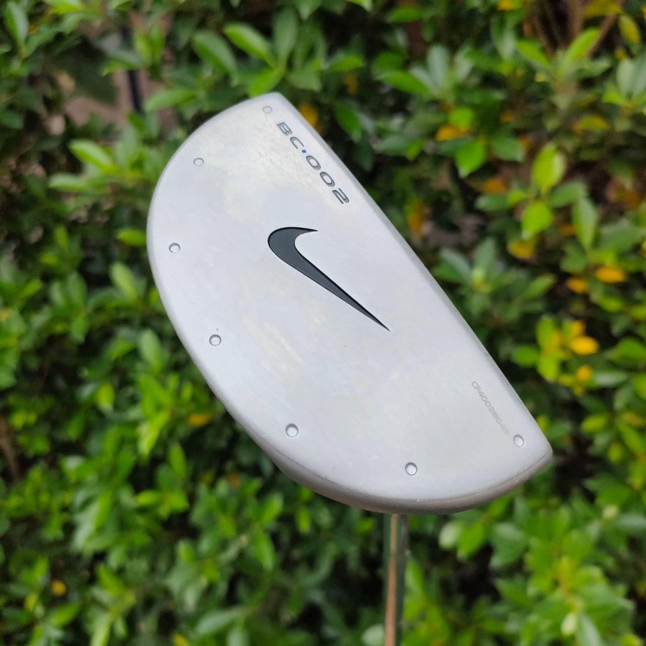 PUTTER NIKE BC.002 ความยาว 33 นิ้ว น้ำหนักดีมาก หน้าไม้พัตต์เป็นแบบพิเศษ เกาะไลน์มาก วัสดุพรีเมี่ยมมาก