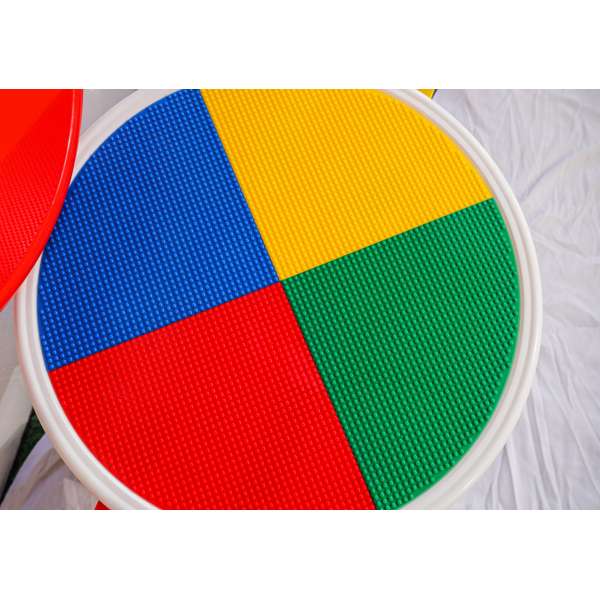 โต๊ะเลโก้ ต่อlego โต๊ะเล่นบล็อกตัวต่อสีสัน พร้อมเก้าอี้ 2 ตัว สำหรับเด็ก อนุบาล โรงเรียน เนอสเซอรี่ ศูนย์พัฒนาเด็กเล็ก