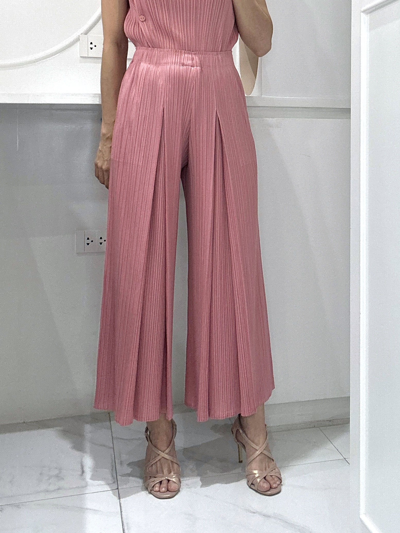 ปรับราคาลง20%!! ยาว 36.5นิ้ว 2MUAY รุ่น GJO3892-9 กางเกงพลีทคุณภาพ WIDE LEG PLEATED PANTS 10 สี FREE SIZE