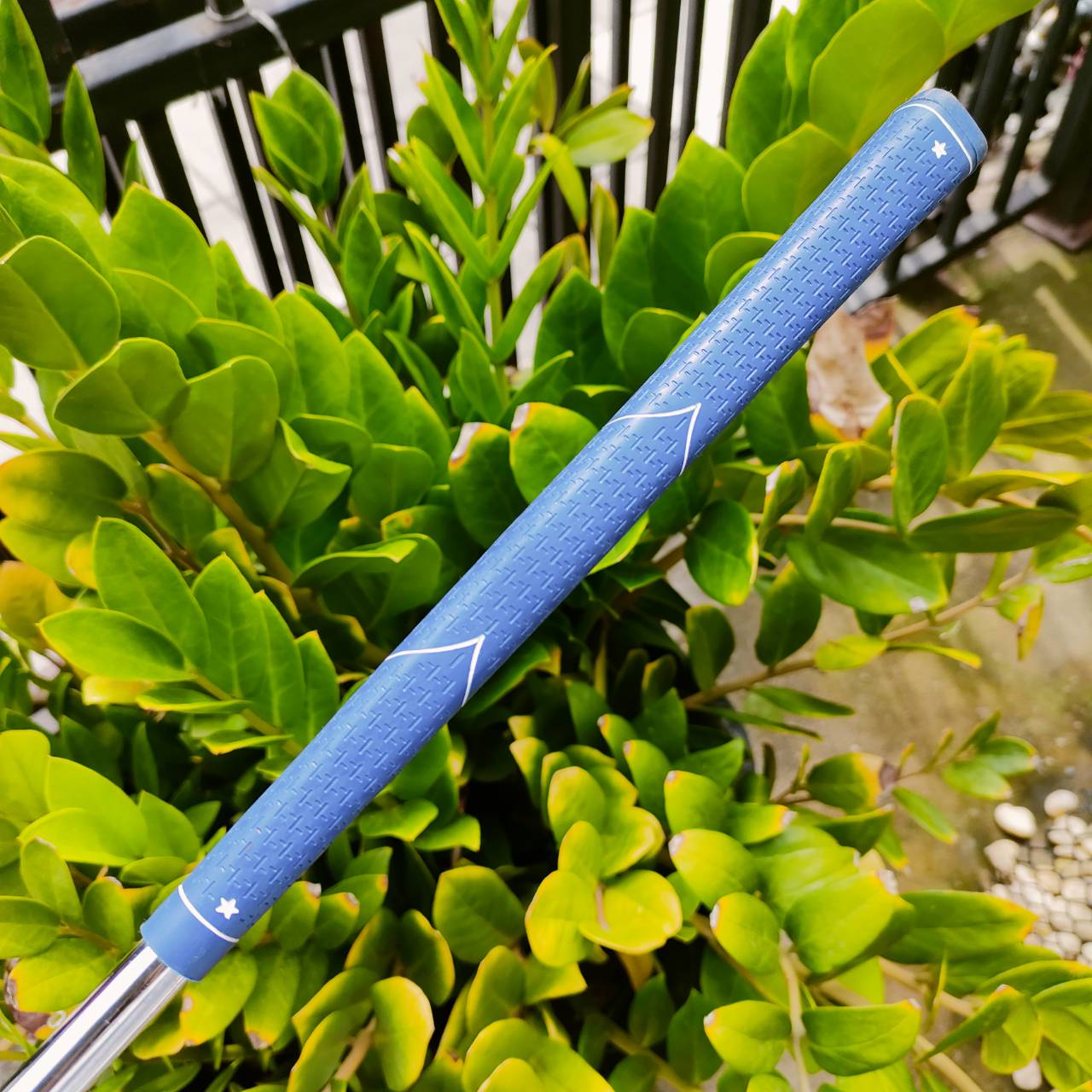 **ไม้กอล์ฟเด็ก** PUTTER PGM AXIAL ความยาวไม้ 27 นิ้ว สำหรับอายุ 5-8 ปี พัตต์ง่าย เล็งง่าย น้ำหนักดี ชดเชยสูงค่ะ ไม้กอล์ฟพรีเมี่ยมมือสอง ของแท้ By NakaraLuxurious