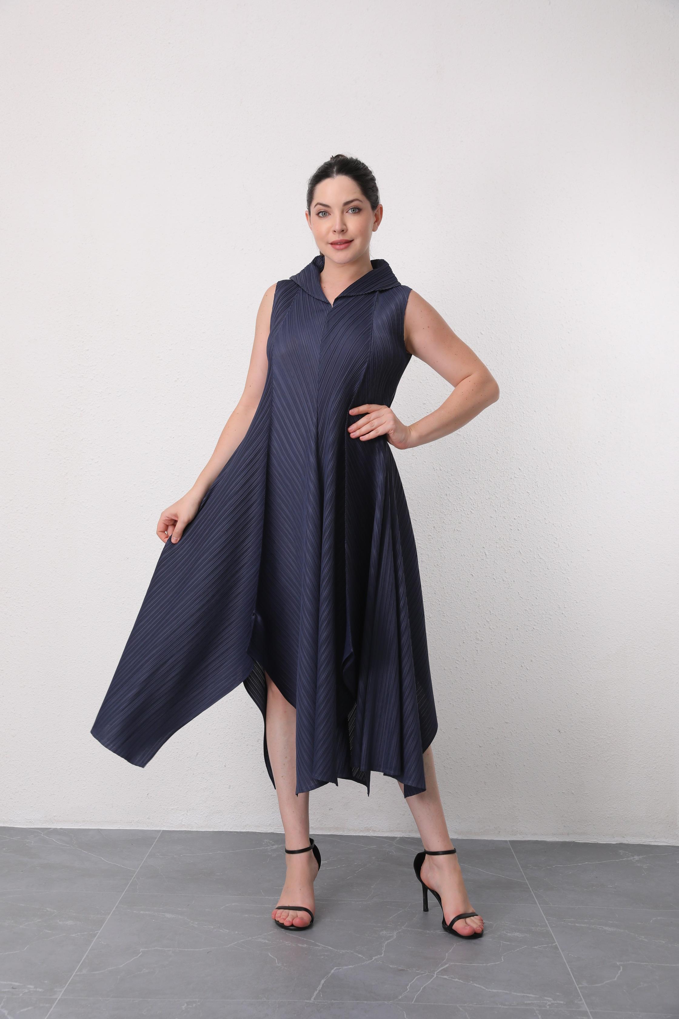 2MUAY รุ่น GA92141เดรสอัดพลีท SLEEVELESS ASYMMETRIC PLEATED DRESS 5 สี FREE SIZE