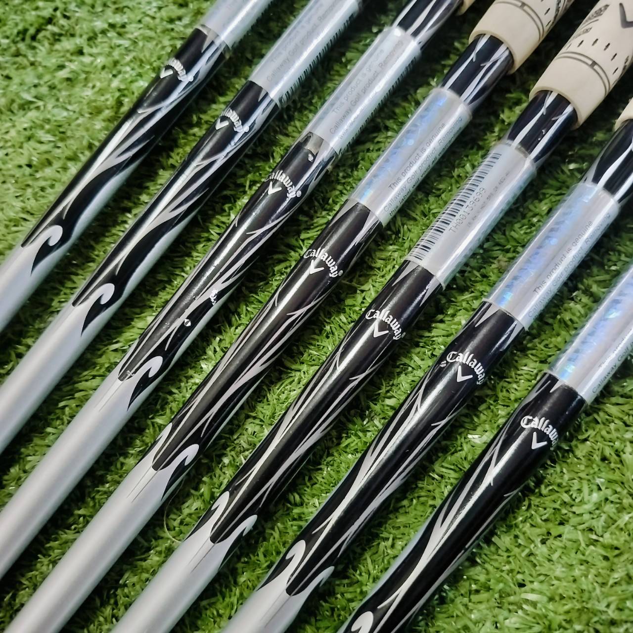 ชุดเหล็ก Callaway X-HOT สุดร้อนแรง เป็นเหล็กที่ง่าย และตีมันส์ในเหล็กเดียว สภาพสวยเดิมทุกเหล็ก สติ๊กเกอร์ครบ ก้านกราไฟต์เบาแค่ 50 กรัม ไม้กอล์ฟพรีเมี่ยมมือสอง ของแท้ By NakaraLuxurious