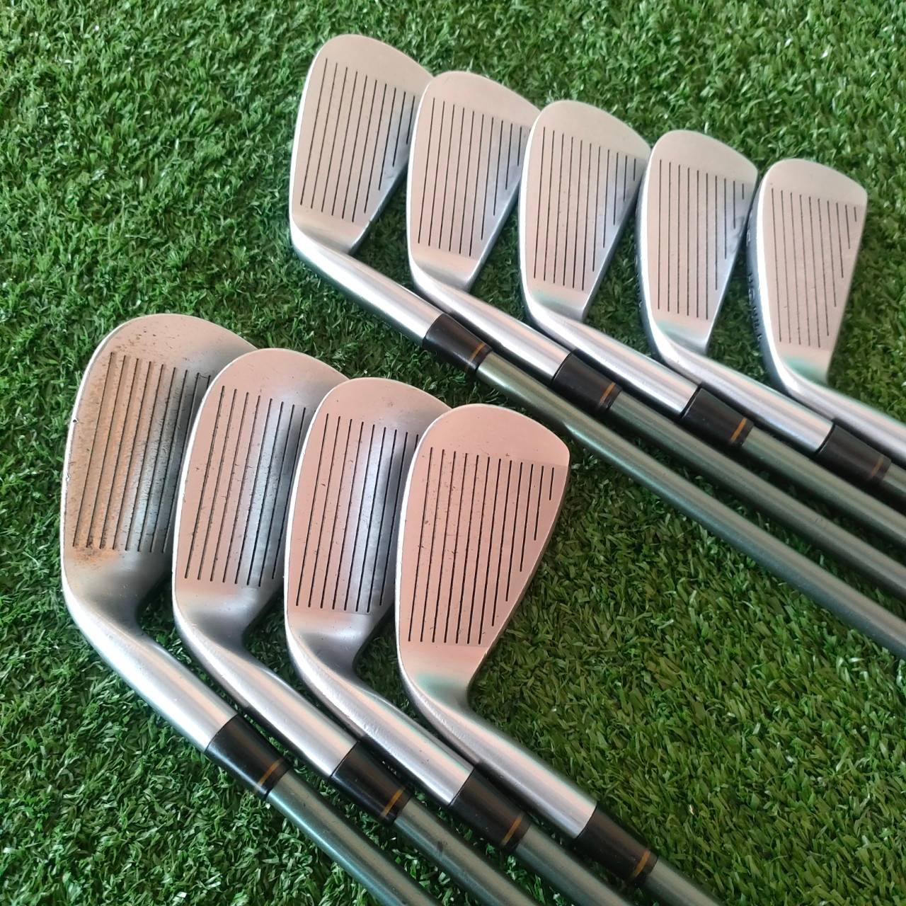 ชุดเหล็ก HONMA LB-606 CAVITY BACK มีเหล็ก 3 - 10 เเละ SW ก้าน SUPER LIGHT CARBON FLEX R-1 วัสดุพรีเมี่ยม FORGED จาก JAPAN SAKATA ก้านเบาพิเศษ ทำให้ตีง่ายมาก!! ไม้กอล์ฟมือสอง ของแท้ BY NakaraLuxurious