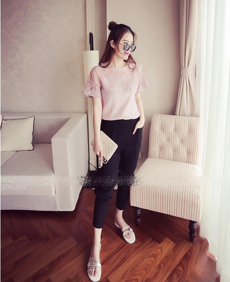 เสื้อแฟชั่น ตัดต่อลูกไม้ซีทรูช่วงบน ผ้าซีฟองเนื้อดี สีขาว ตามแบบ